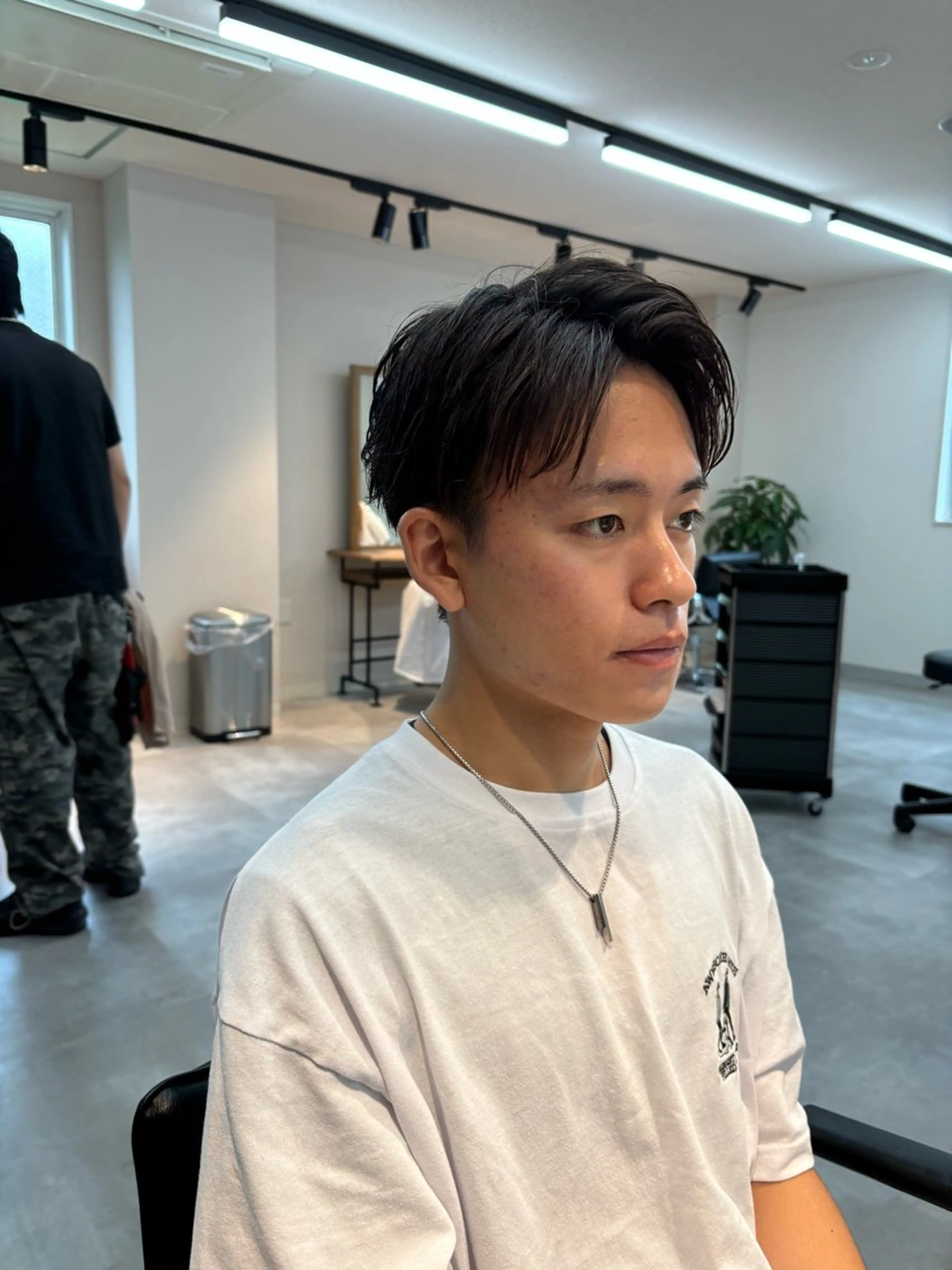 メンズ アップバング ビジネス カット フェザーパーマ/韓国 /メンズカット保立のヘアスタイル