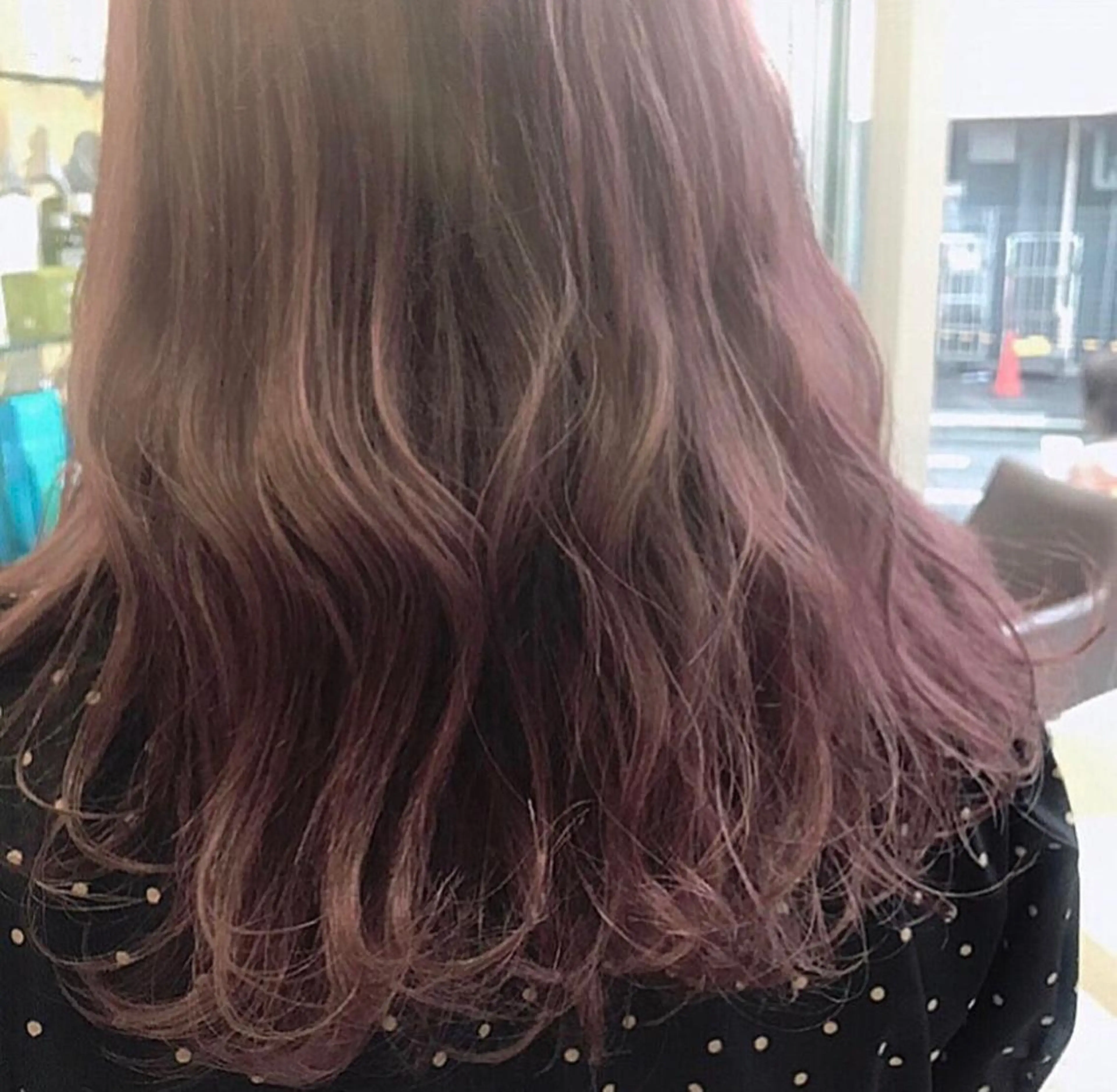 ロング カラー 滝本 里実のヘアスタイル