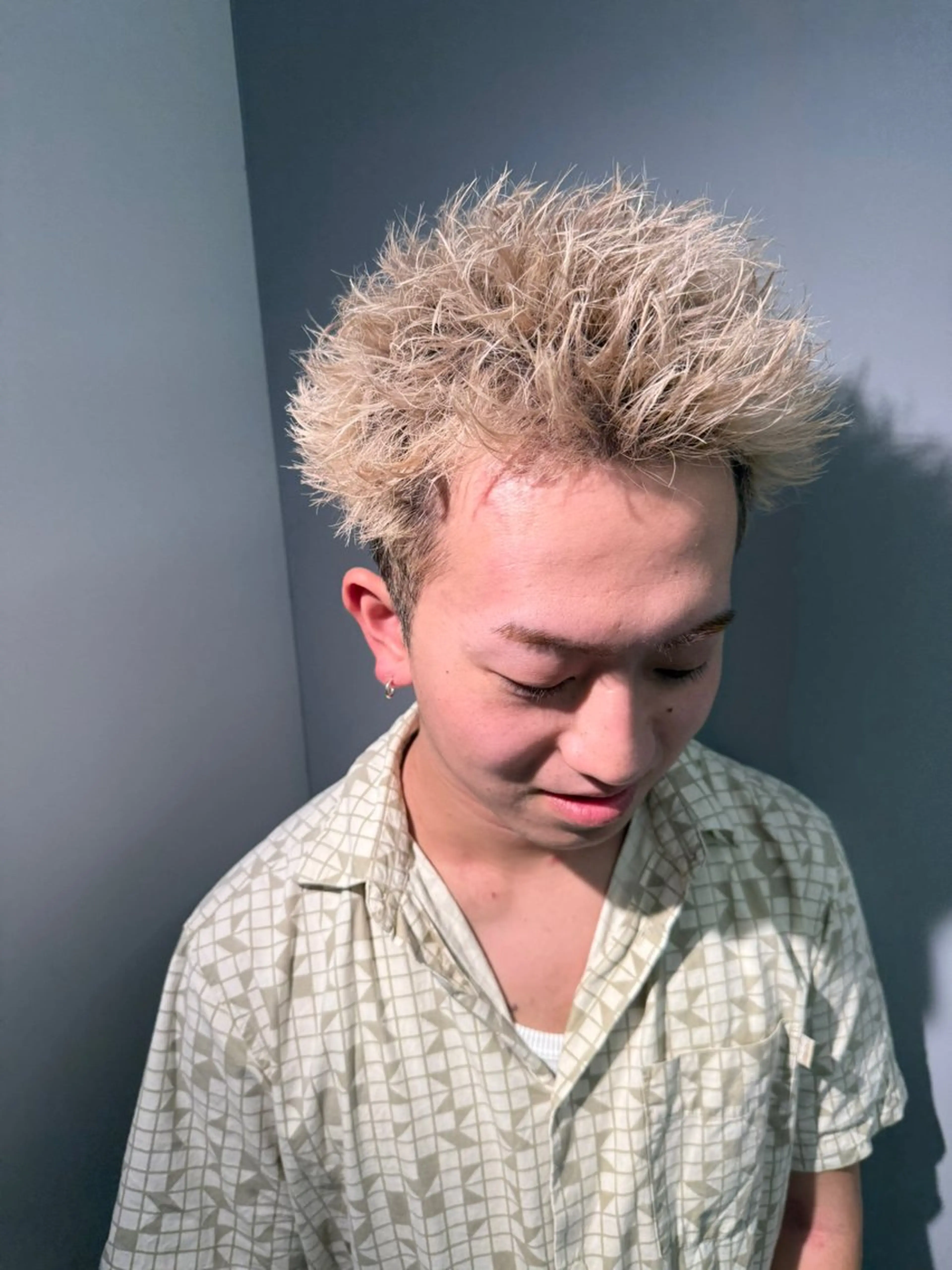 ショート ヘアカラー パーマ特化美容師 佐藤壮流のヘアスタイル