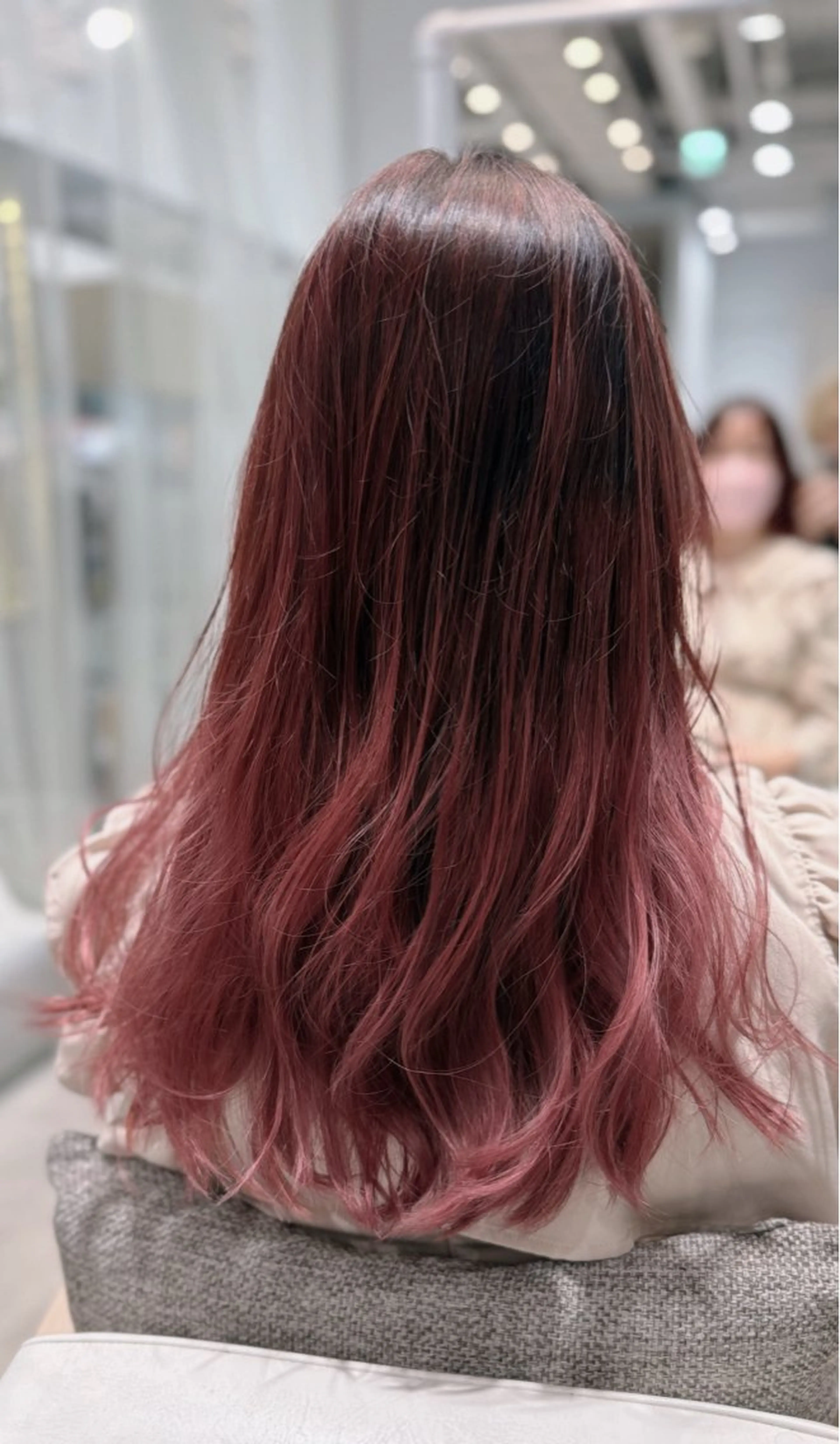 ロング ヘアカラー M.SLASH 大元研二のヘアスタイル