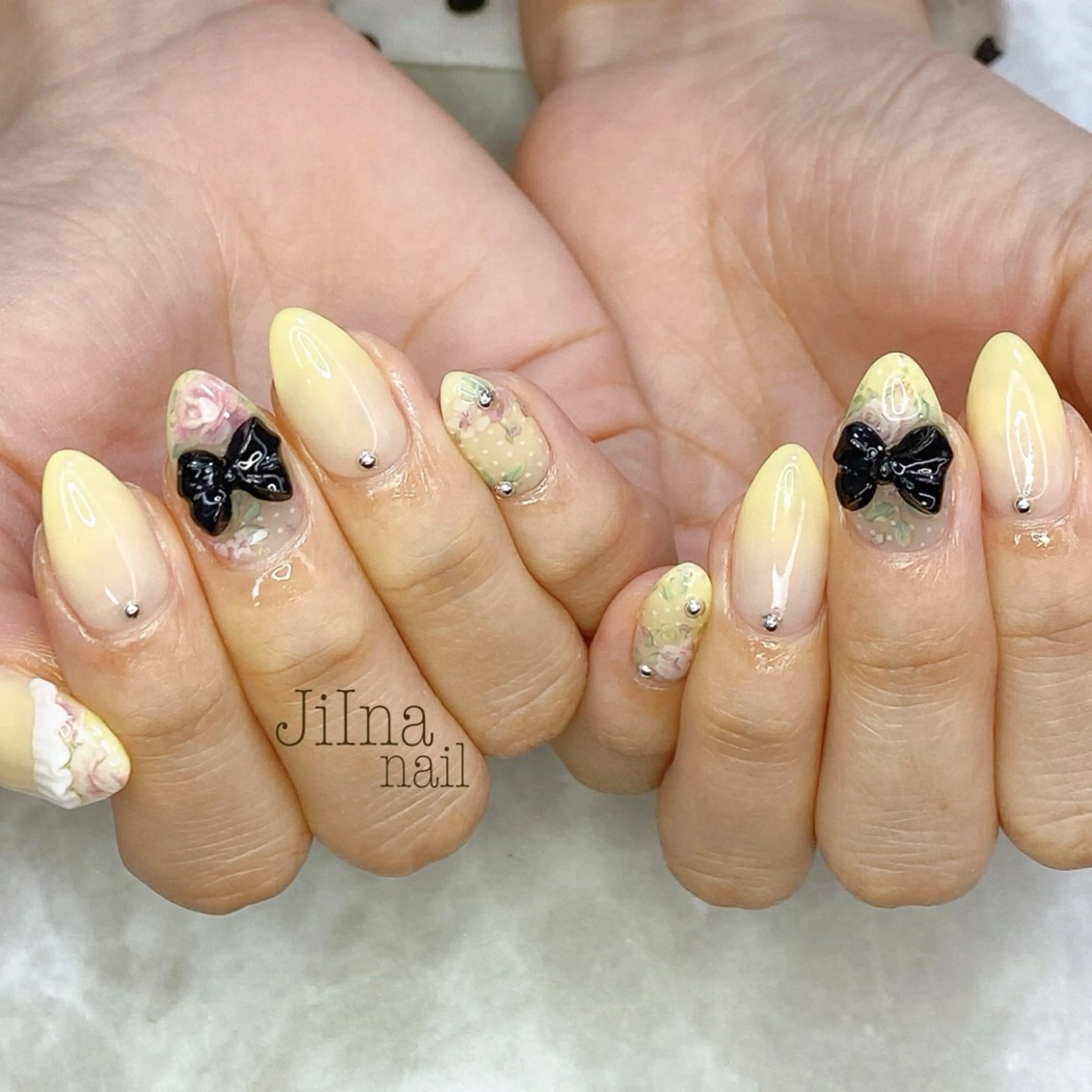 ネイル 持ち込み JiIna nailのネイルデザイン