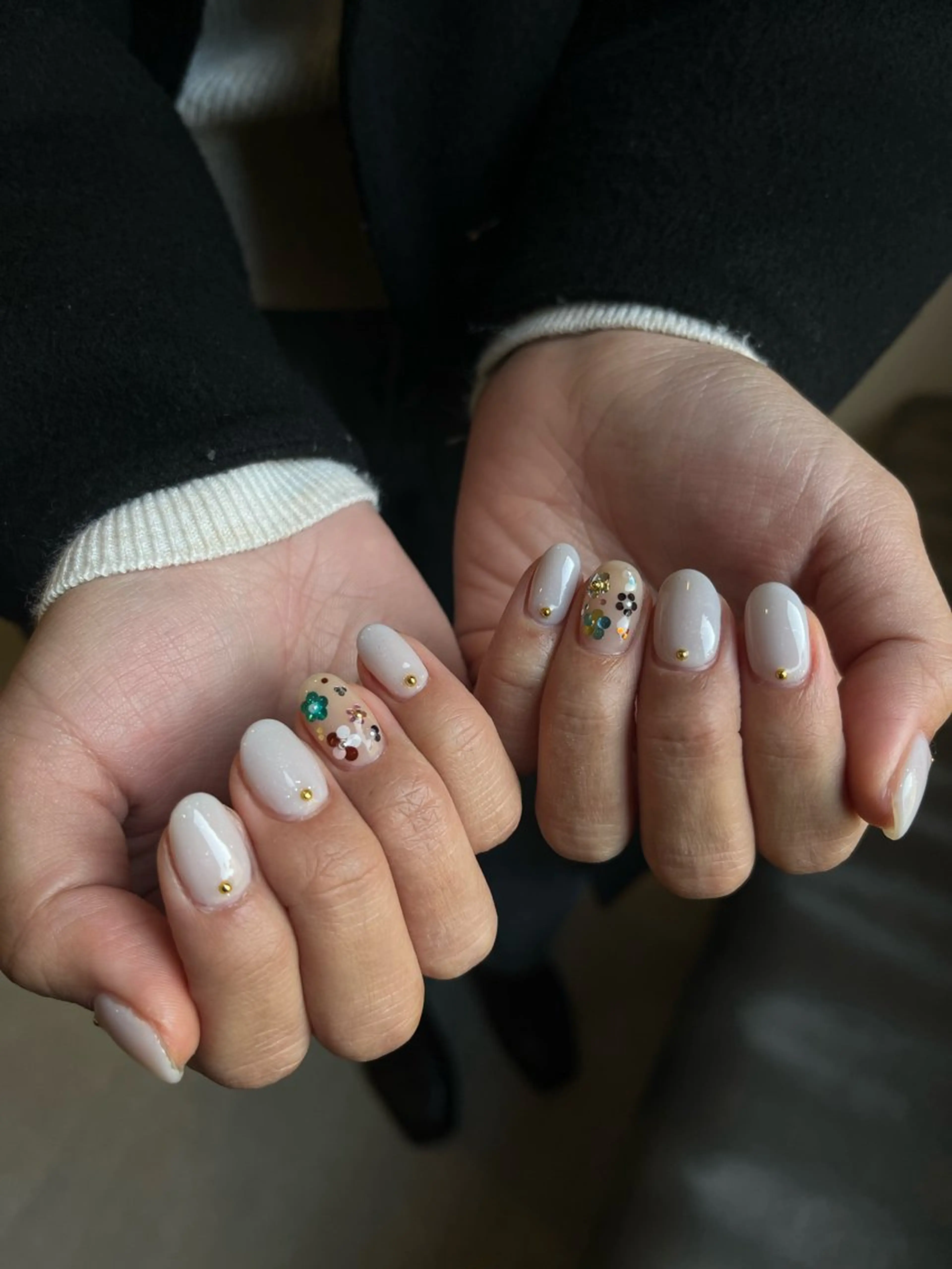 ネイル ハンドネイル +vico 堀江店所属・中西 春那のネイルデザイン