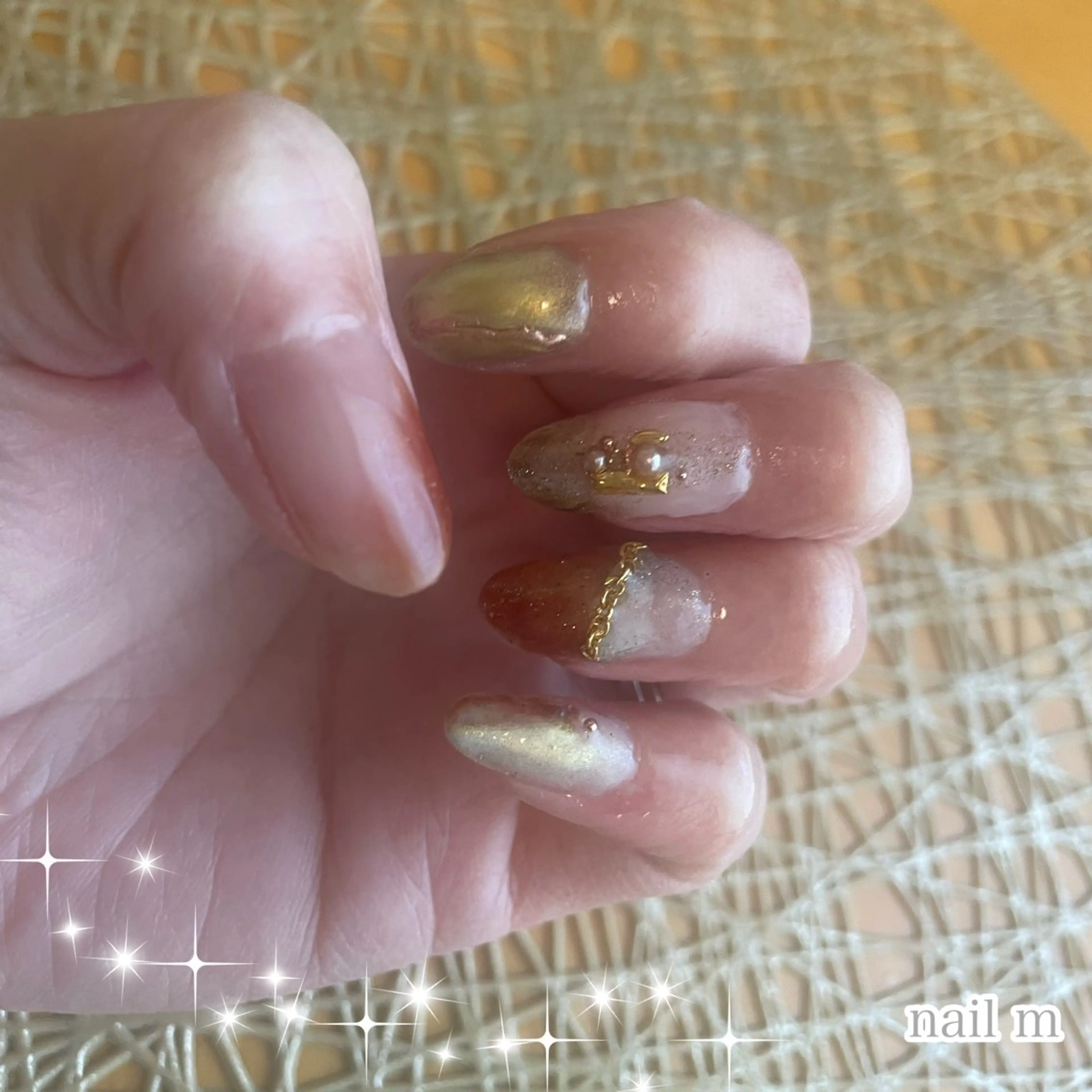 ネイル マグネットネイル ミラーネイル ニュアンスネイル NAIL★M 真紀のネイルデザイン