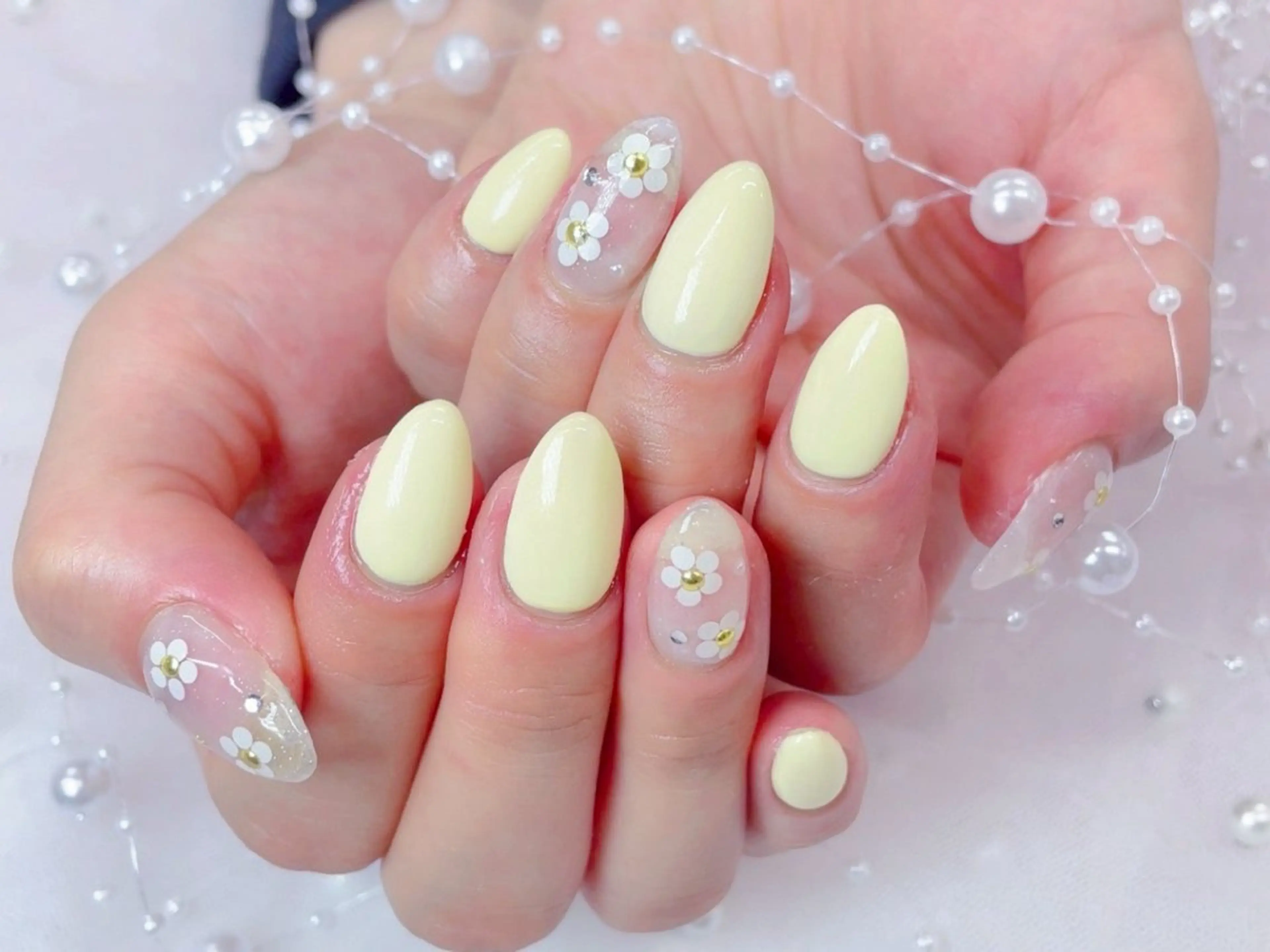 ネイル 長さ出し フラッシュネイル フレンチネイル キラキラネイル ラメ(グリッター) ハンドネイル Chouette ここのネイルデザイン