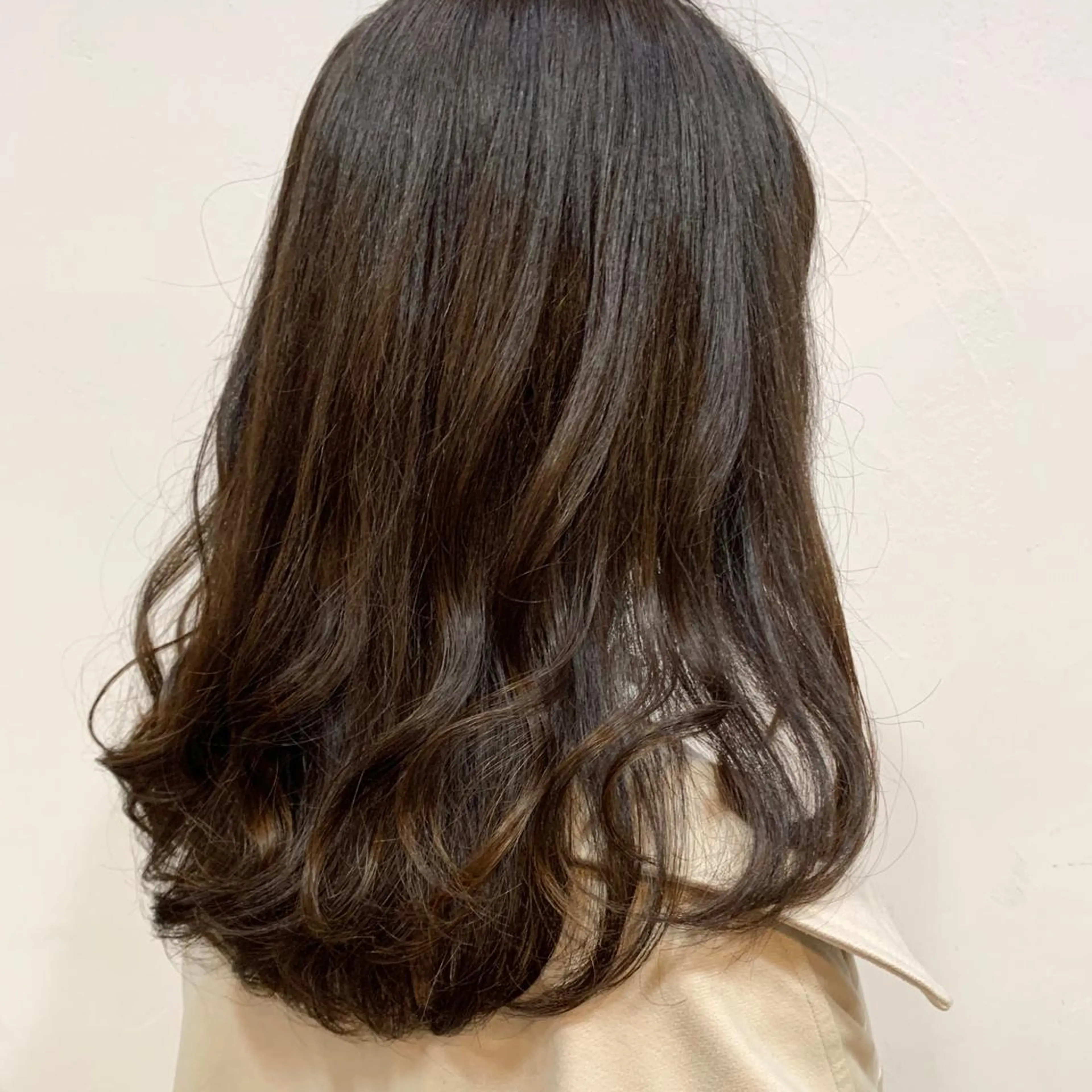 ロング パーマ レイヤー/韓国ヘア 杉浦結梨のヘアスタイル