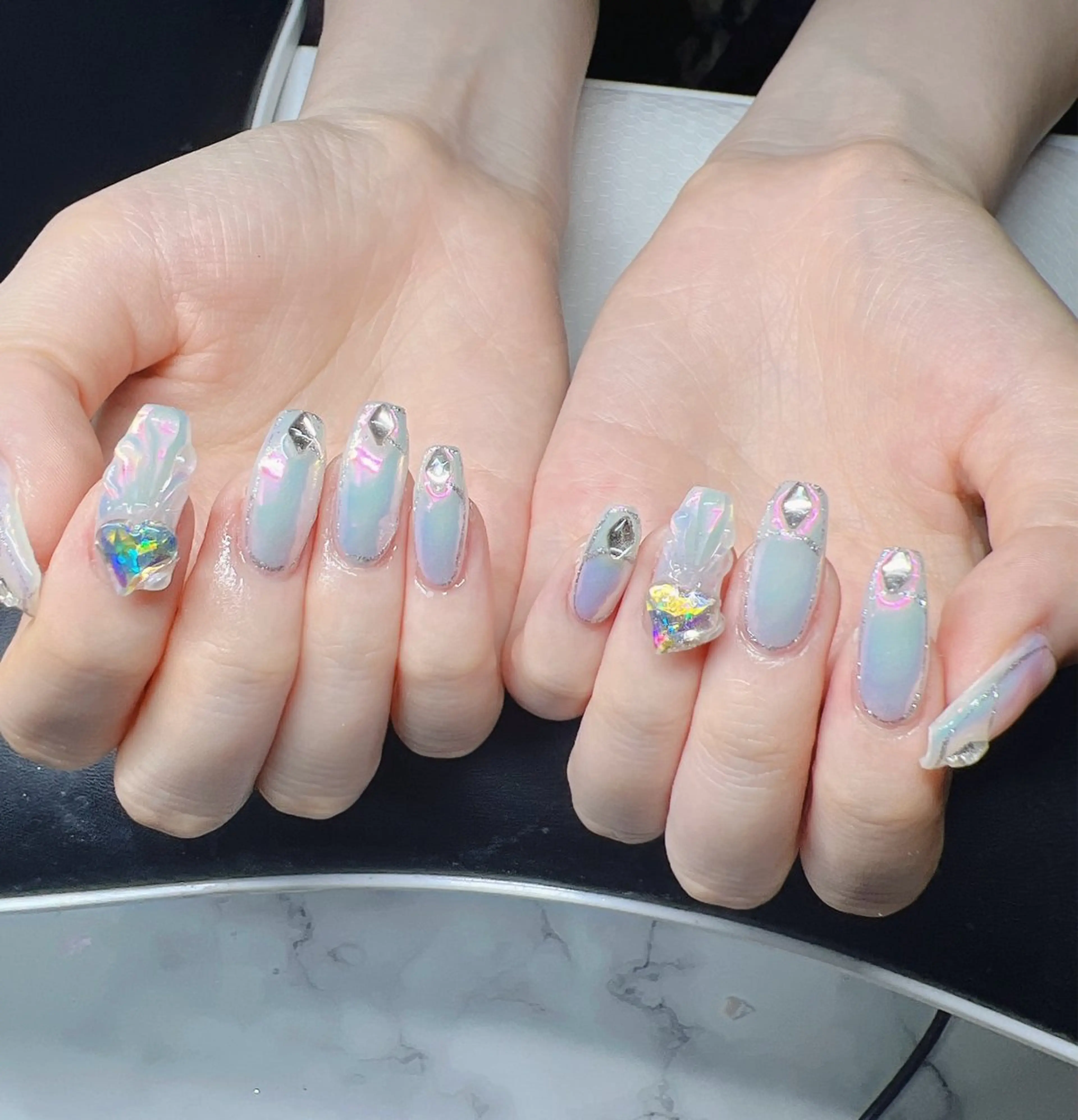 ネイル 長さ出し グラデーション 卒業式 キラキラネイル マグネットネイル ハンドネイル Lee Nailsのネイルデザイン