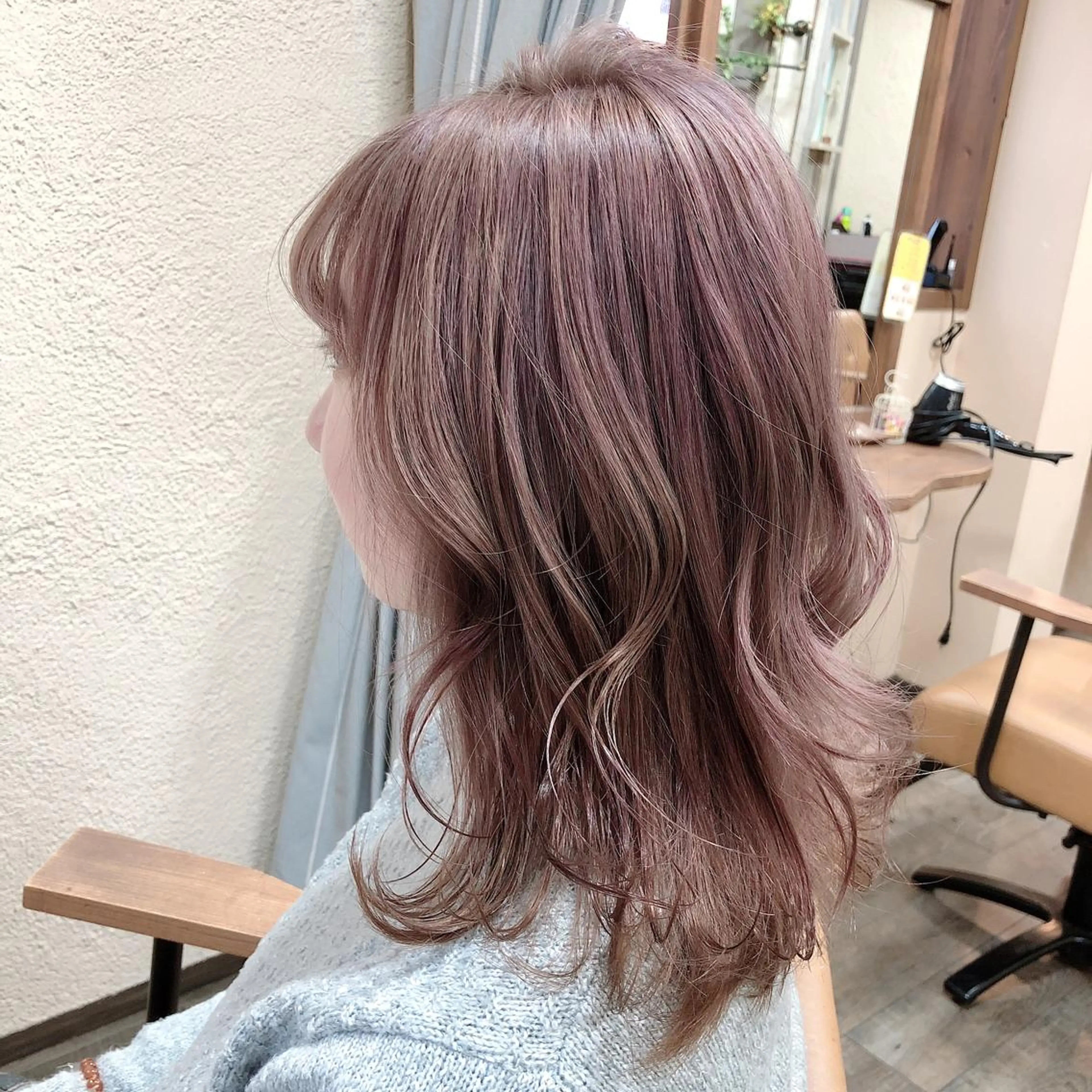 カラー 杉野 まみのヘアスタイル