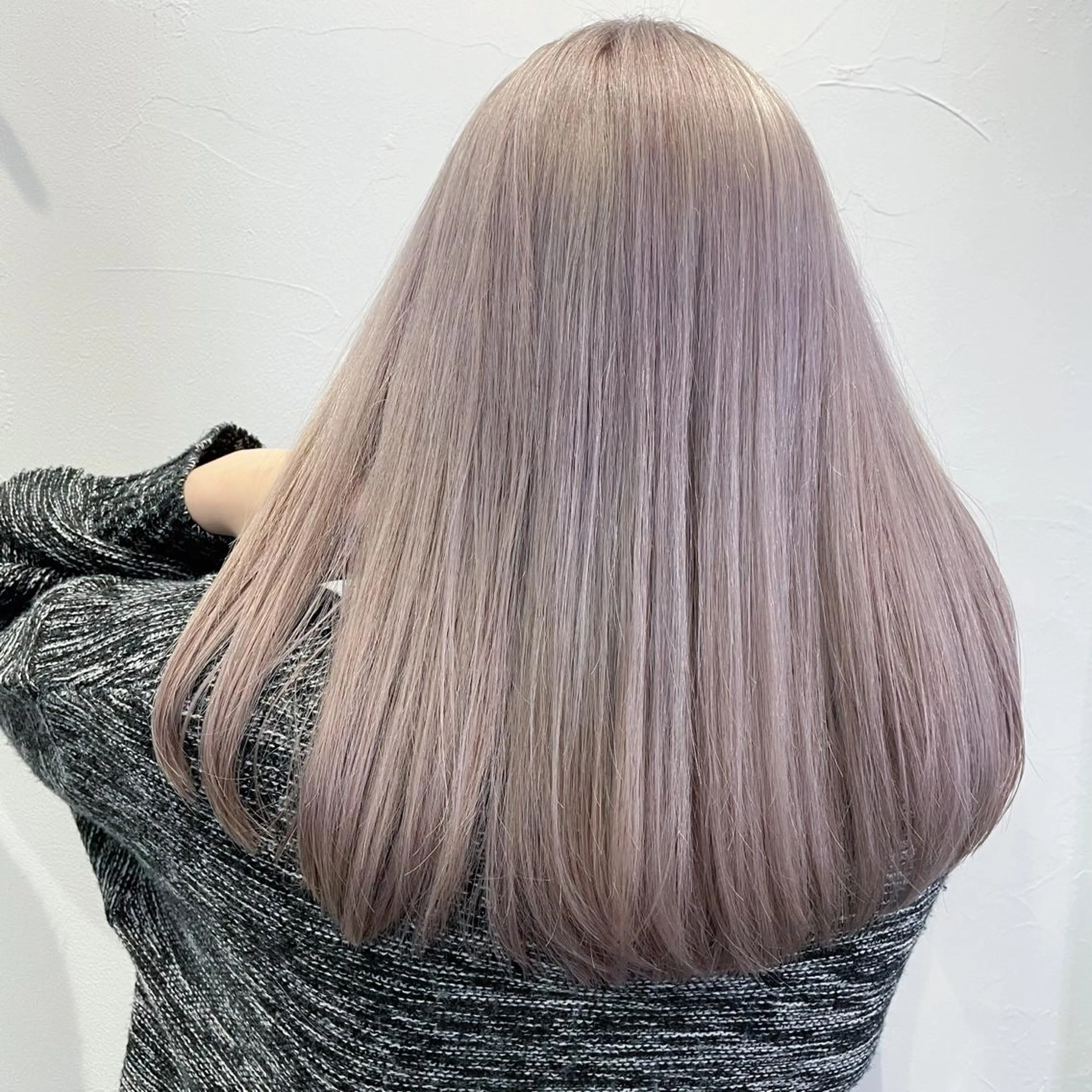 セミロング Lit所属・Lit.豊橋 夏目のヘアスタイル