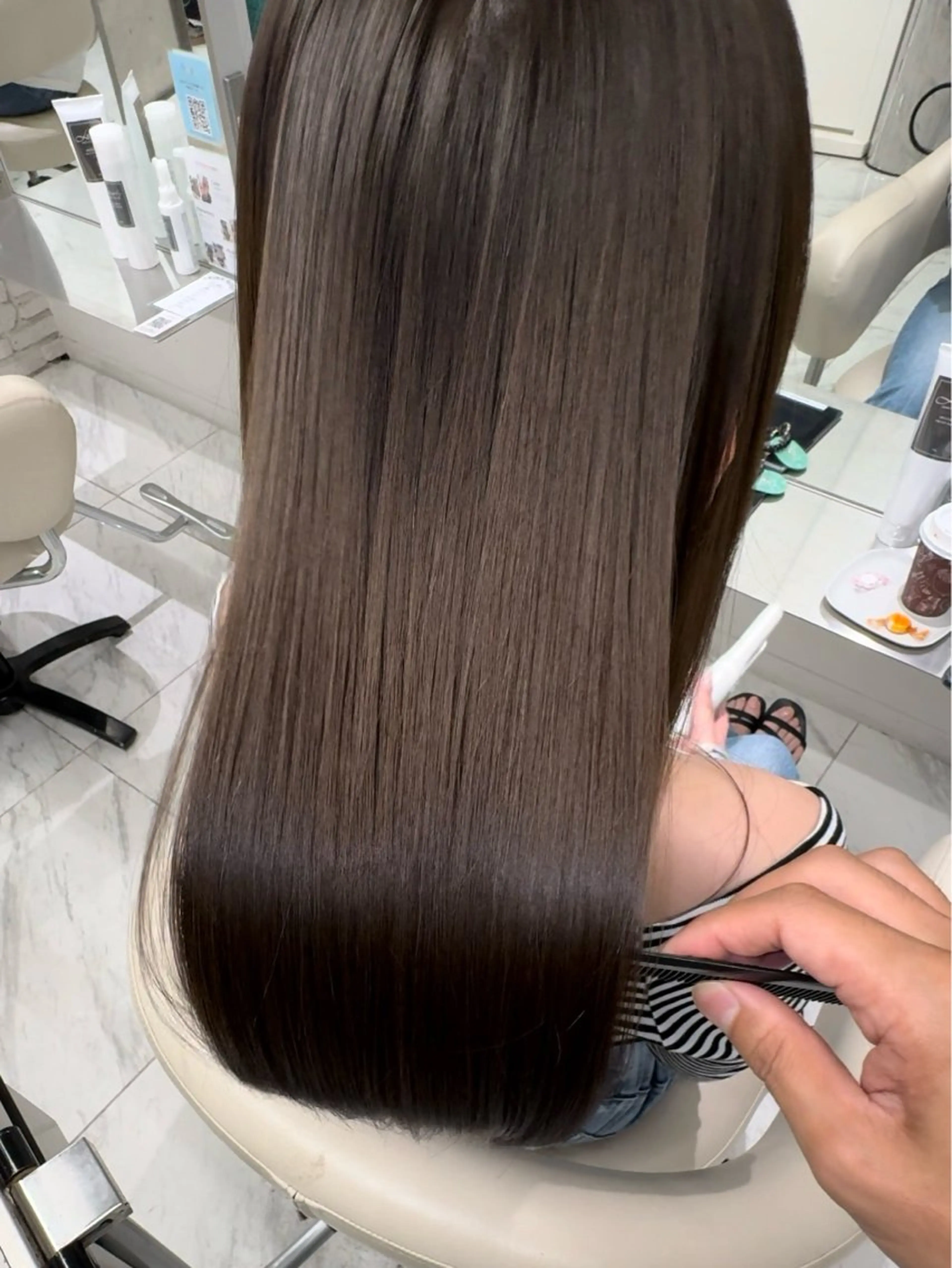 ミディアム 髪質改善 縮毛矯正 トリートメント 髪質改善ストレート/レイヤーカット/Lee  Horie所属・髪質改善&縮毛矯正 池本　有宏のヘアスタイル