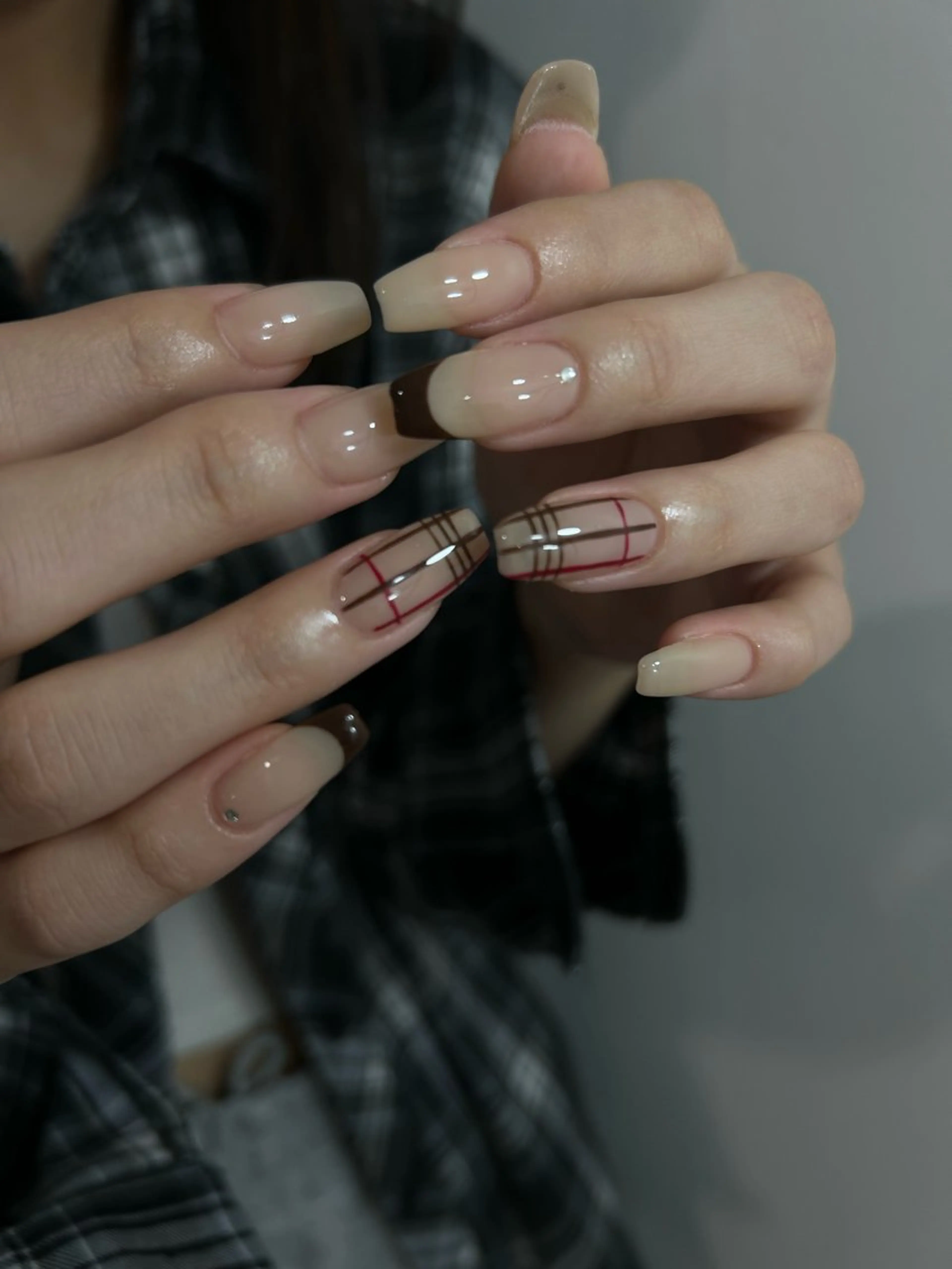 ネイル ハンドネイル repos-ルポ-所属・repos yoshitomeのネイルデザイン