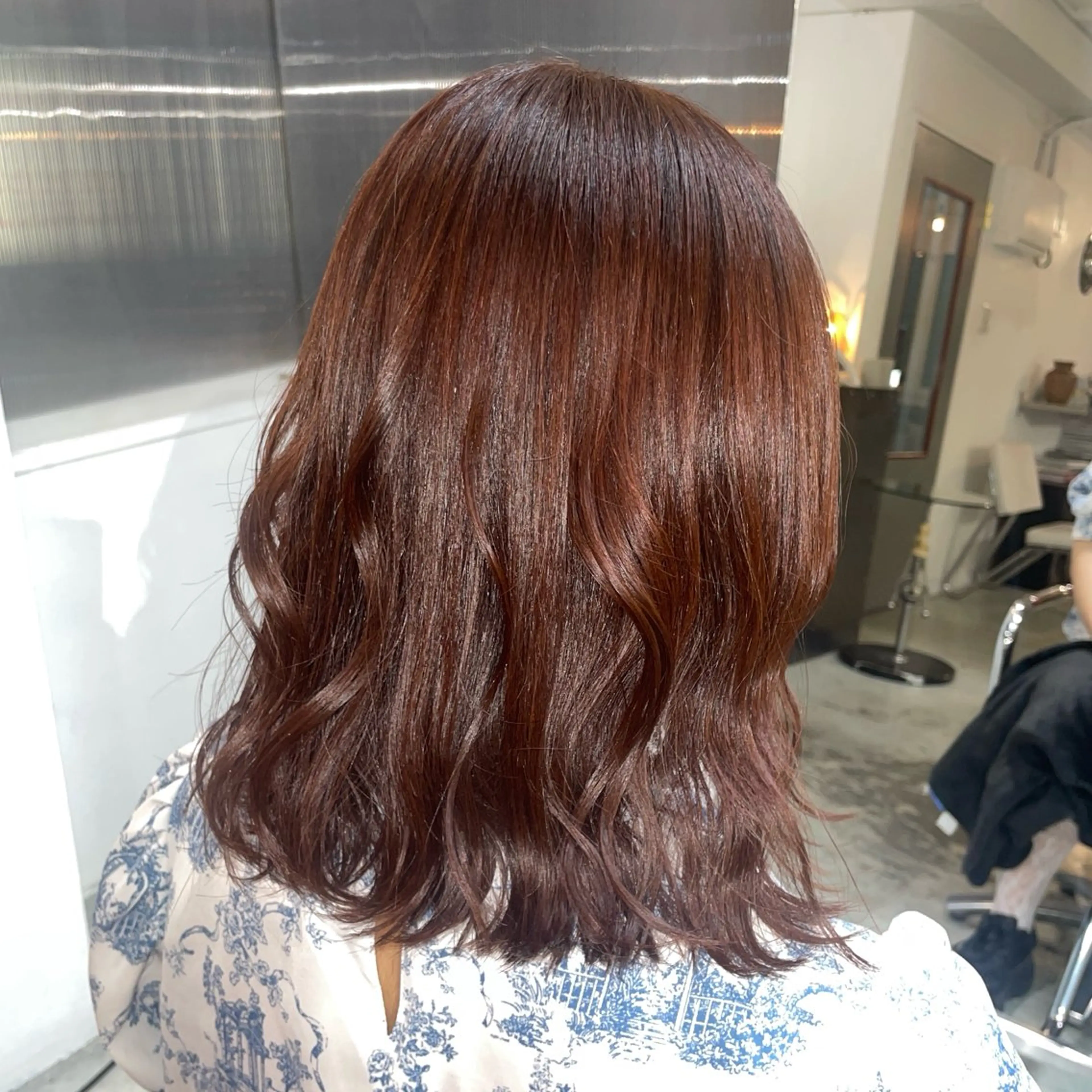 ミディアム カラー スミレ／透明感 ／ハイトーン／高円寺のヘアスタイル