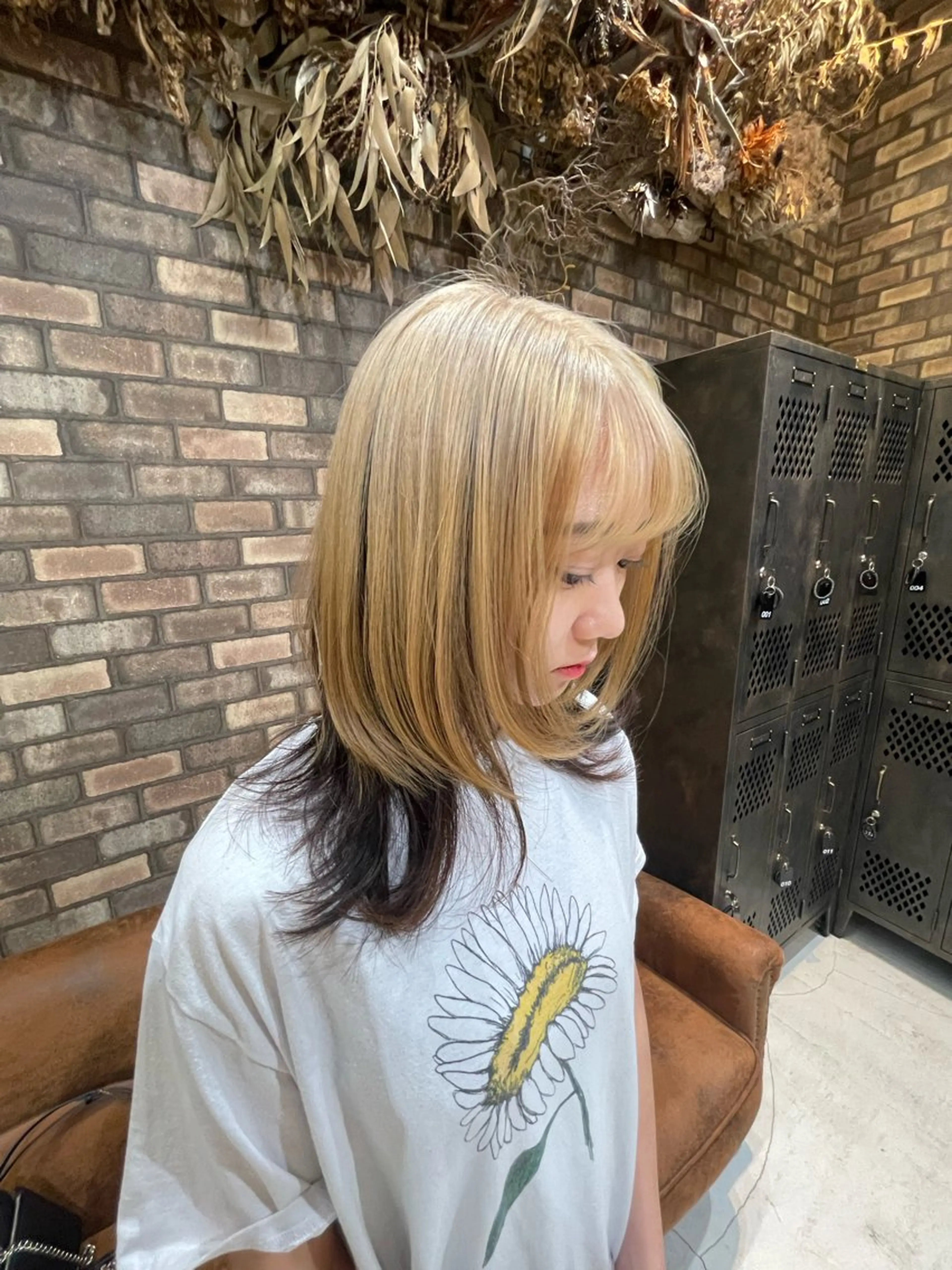 セミロング カラー セミロングパーマ バレイヤージュ ブリーチ ケアブリーチ ダブルカラー ✨ハイトーン✨ダブル カラー✨シバサキのヘアスタイル