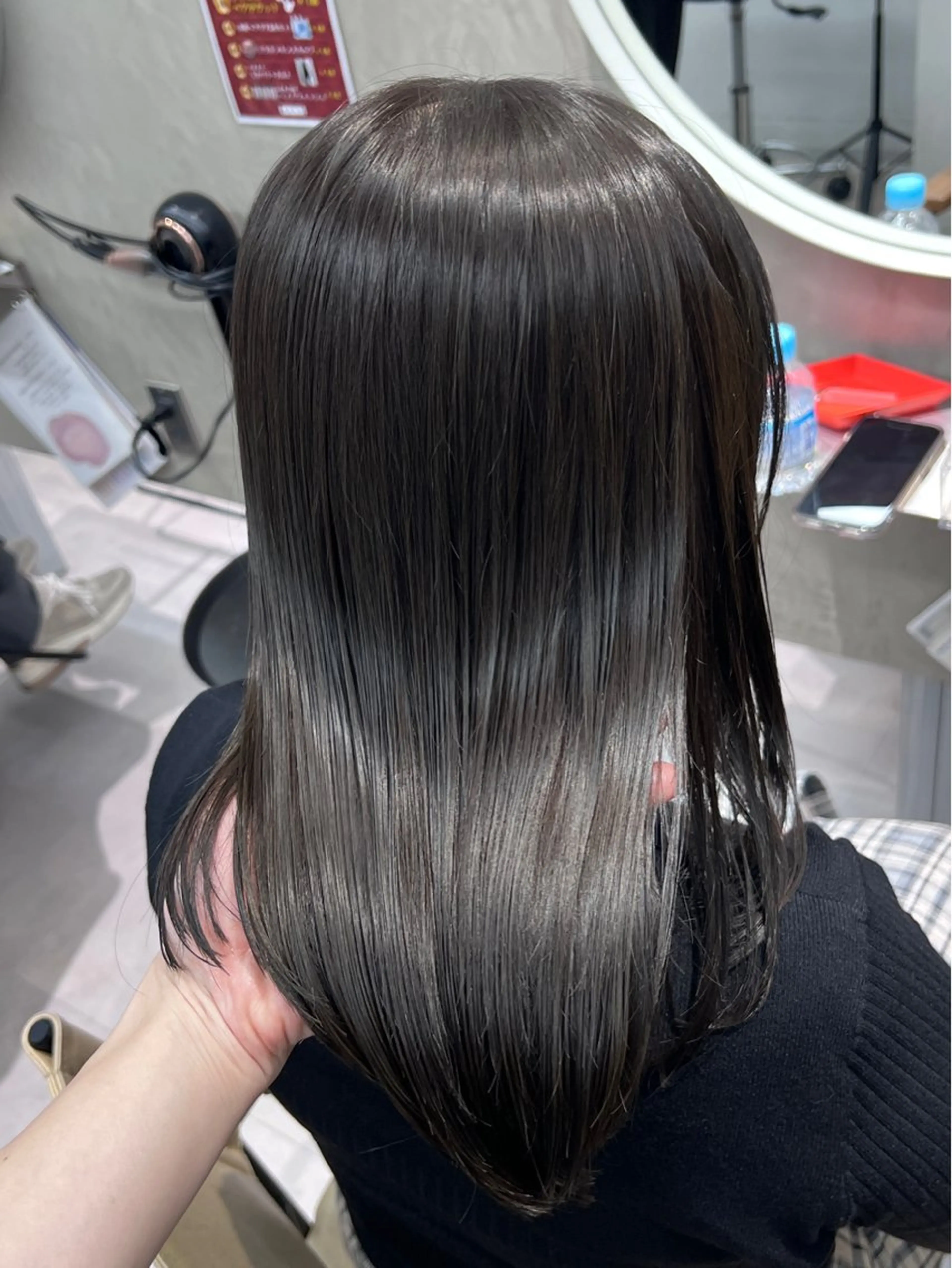 ミディアム 仲川 沙希のヘアスタイル