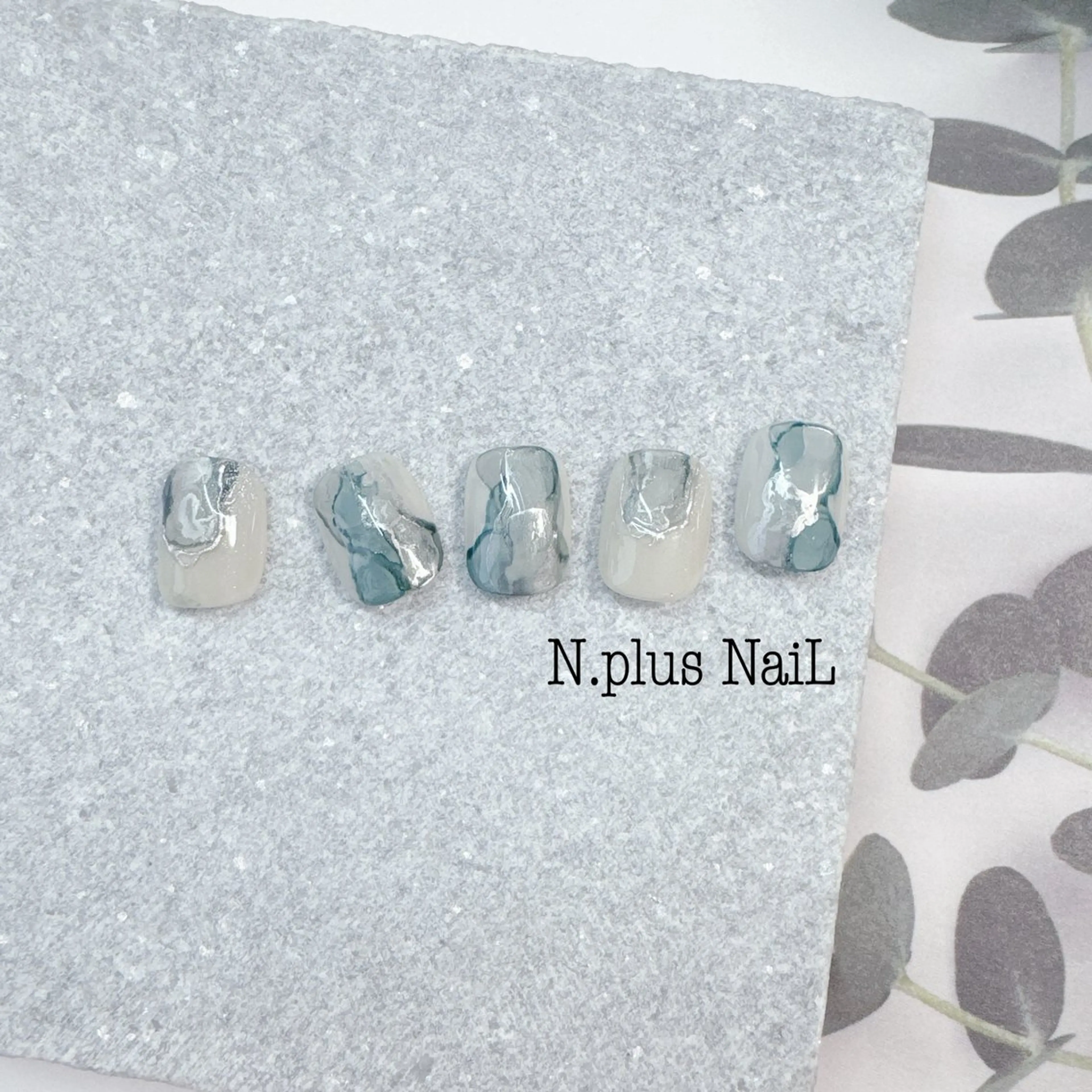 ネイル ハンドネイル N.plus NaiLのネイルデザイン