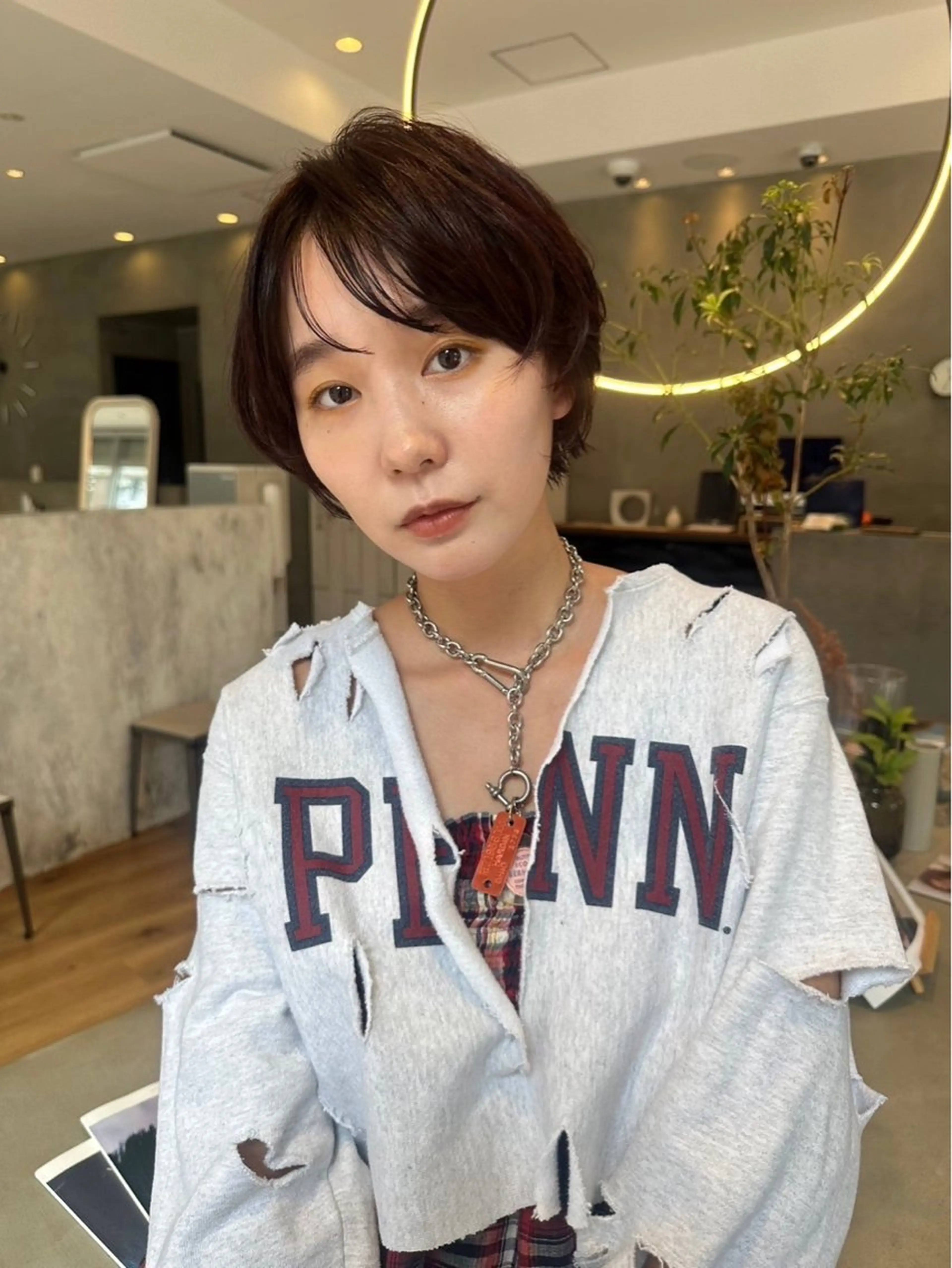 ショート MASHUchayamachi所属・まほ／レイヤーカット /透明感カラーのヘアスタイル