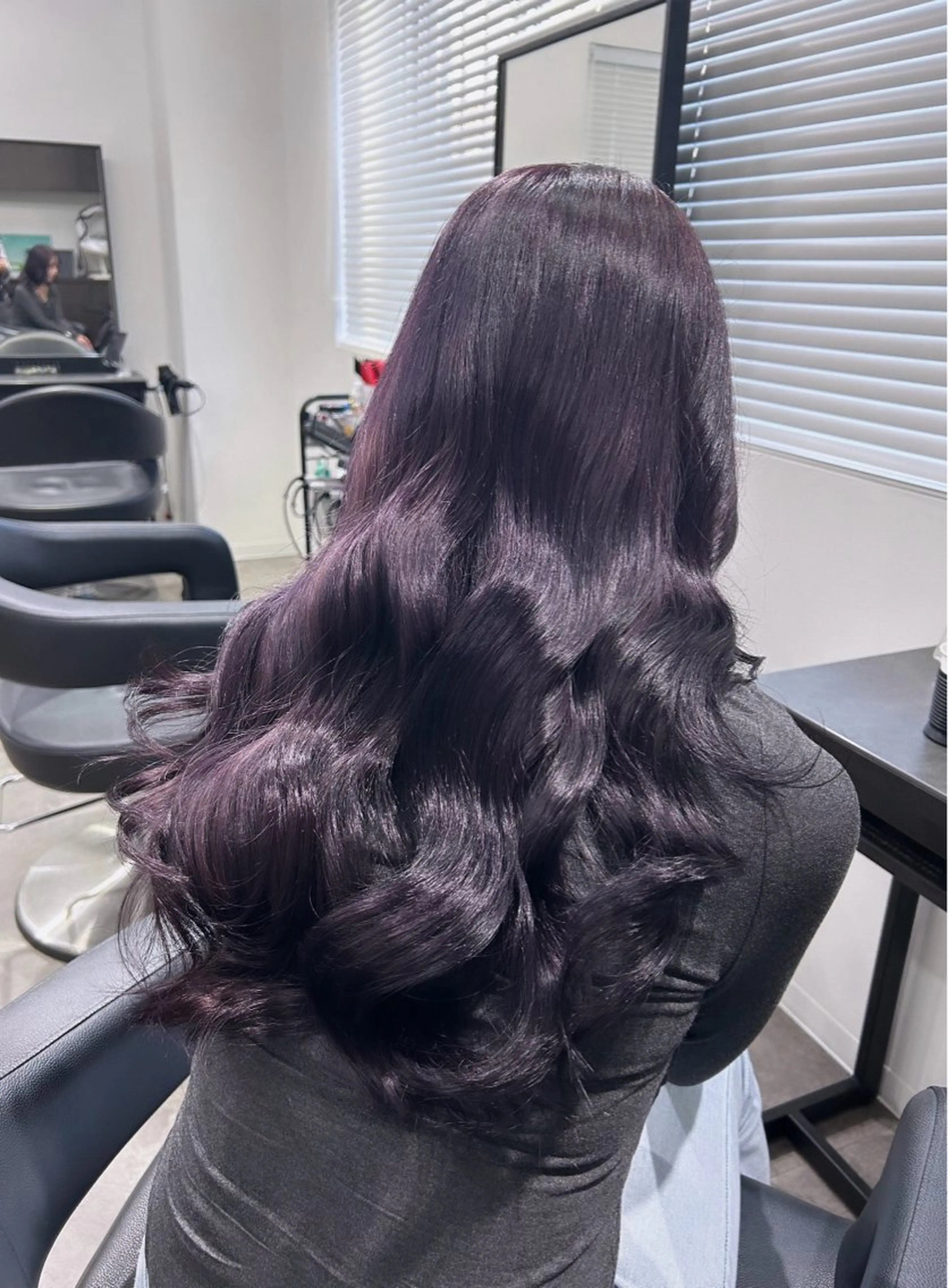 セミロング カラー ヘアアレンジ ブリーチ ラベンダーカラー カット ヘアカラー トリートメント ヘアセット 💎韓国/ レイヤー カット/ 暖色🫧のヘアスタイル