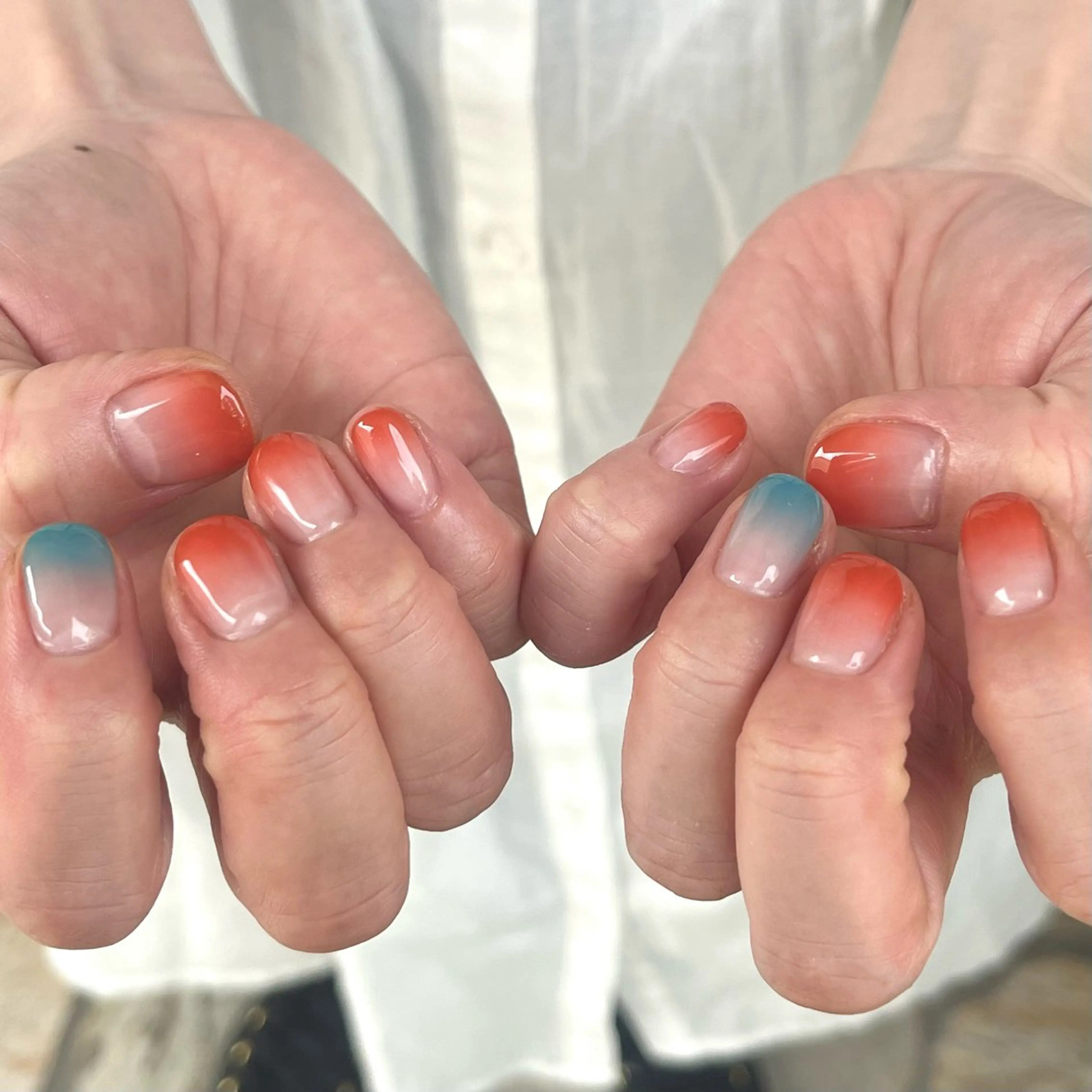 ネイル 坂口 莉愛のネイルデザイン