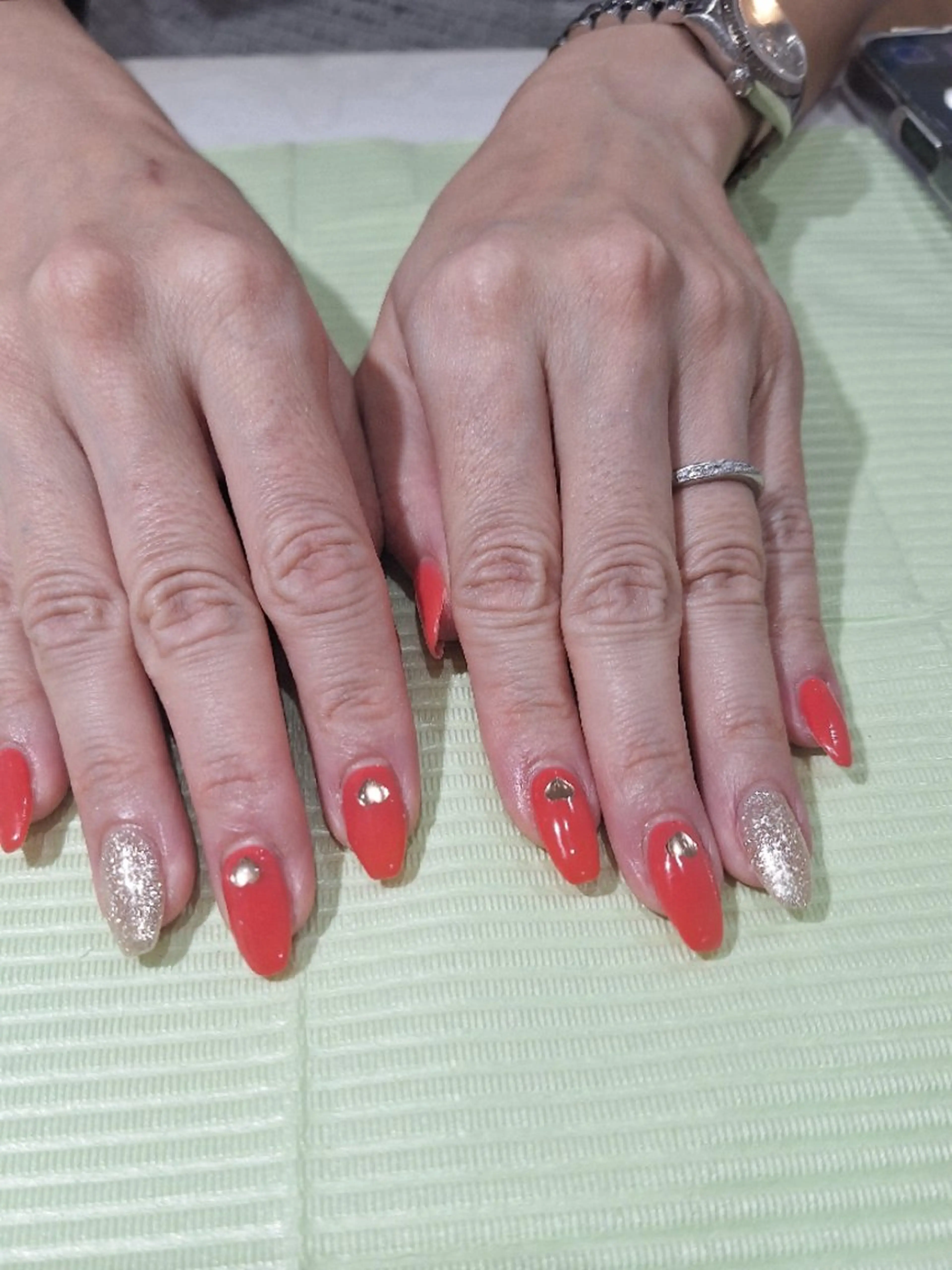 ロング ネイリスト 奥原のネイルデザイン