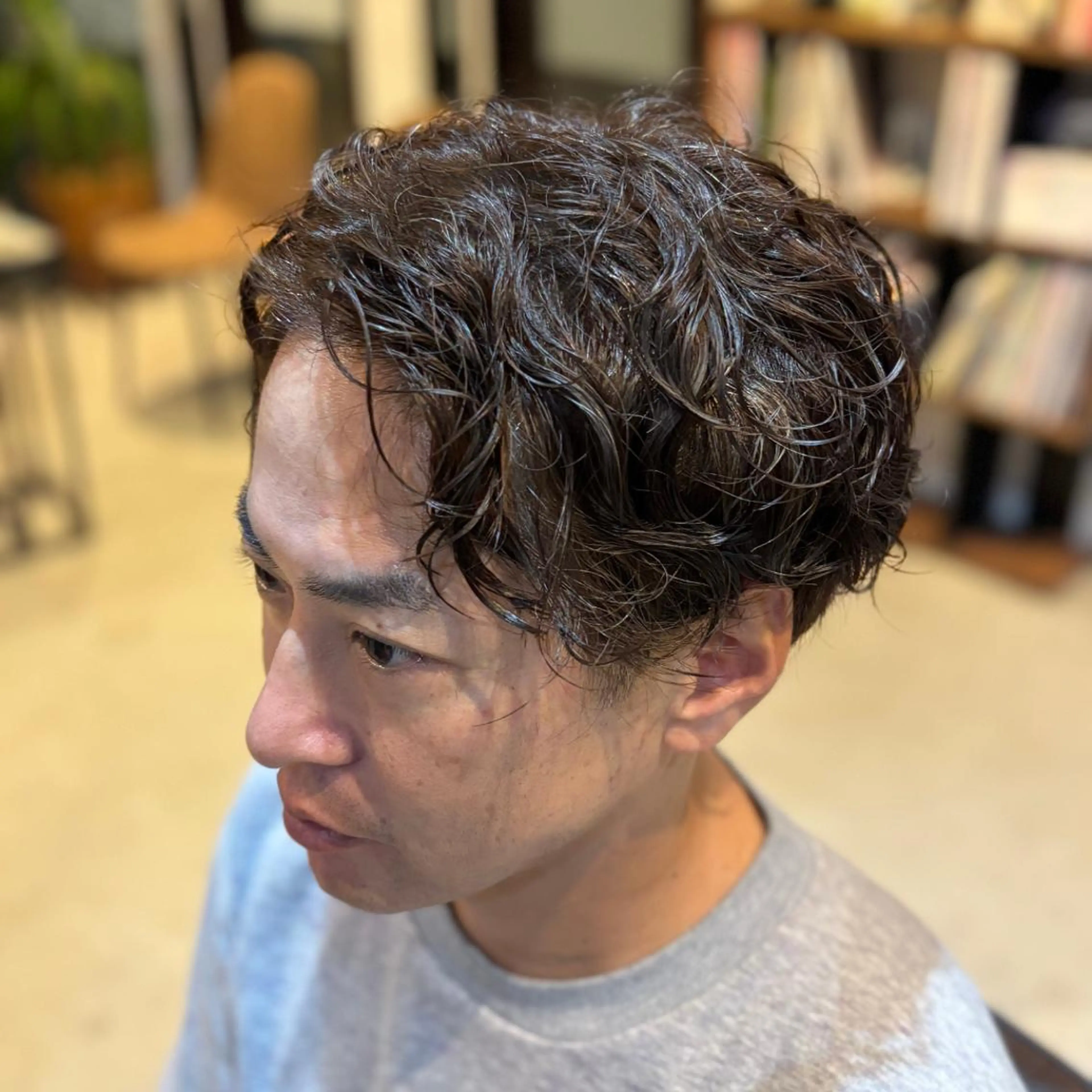 ショート ONE.STOP. LABO/メンズのヘアスタイル