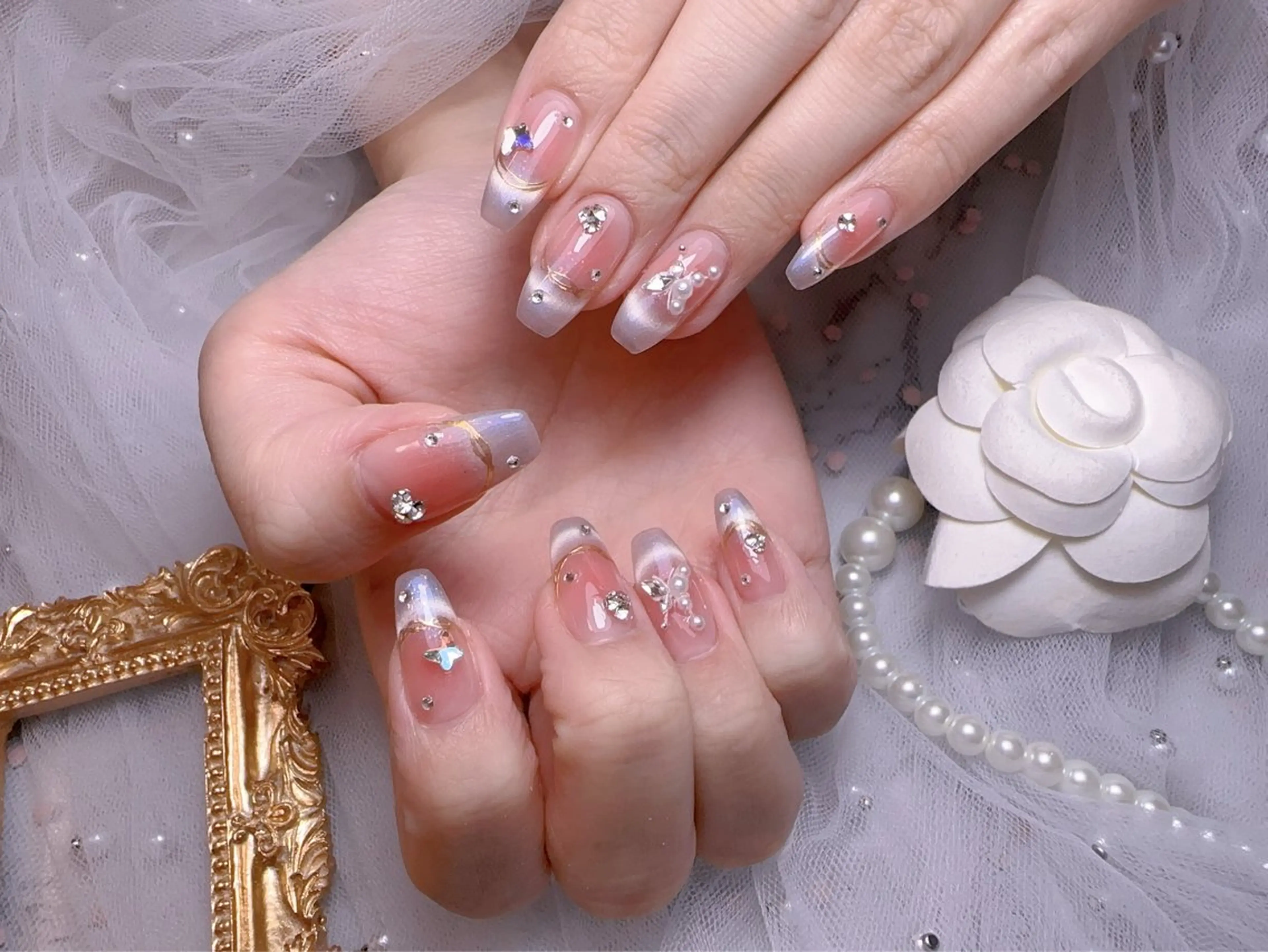 ネイル オーロラネイル フットネイル 韓国ネイル ラメ(グリッター) ラメグラデーション ハンドネイル Belle nail salon 新小岩のネイルデザイン