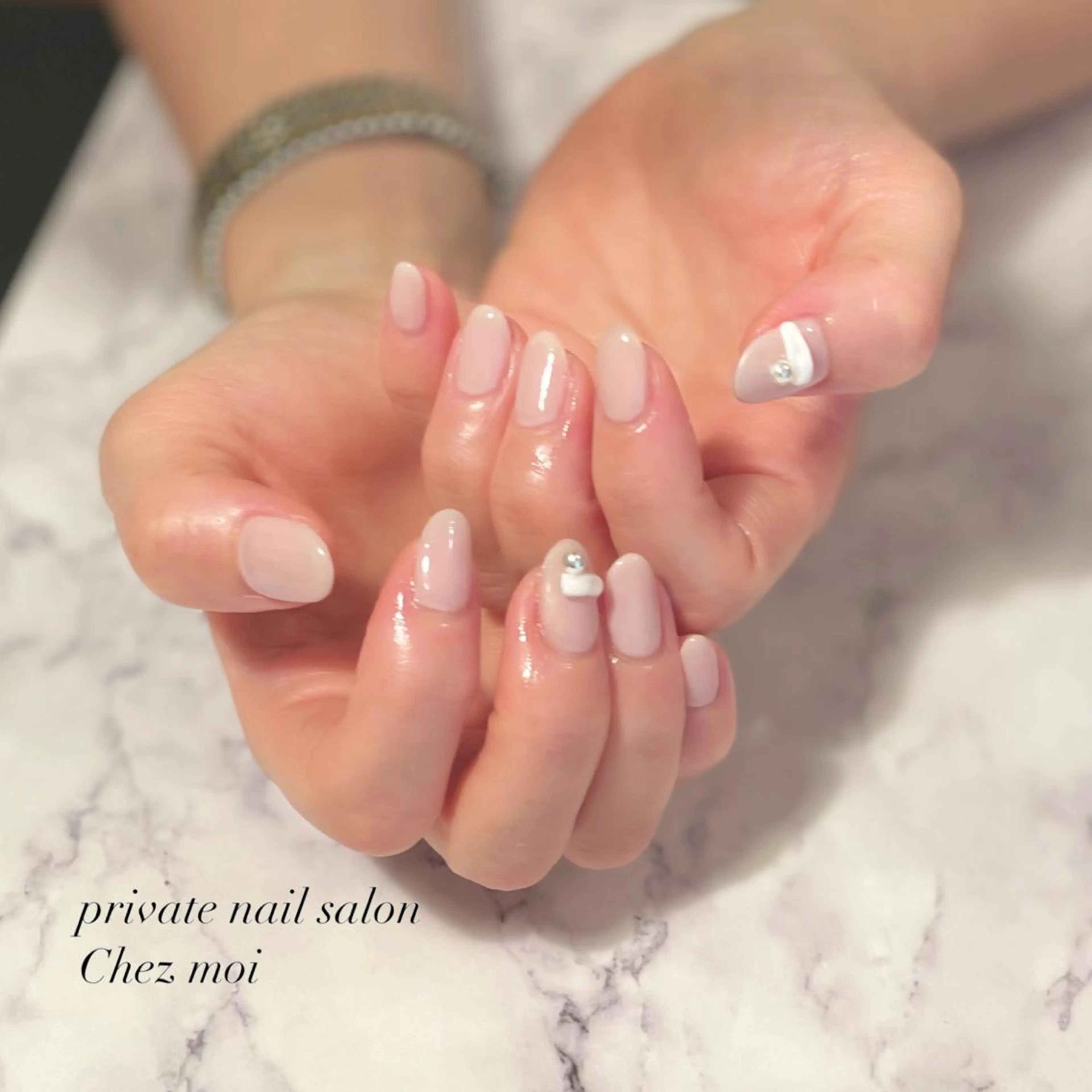 ネイル KOMINE TOMOKOのネイルデザイン