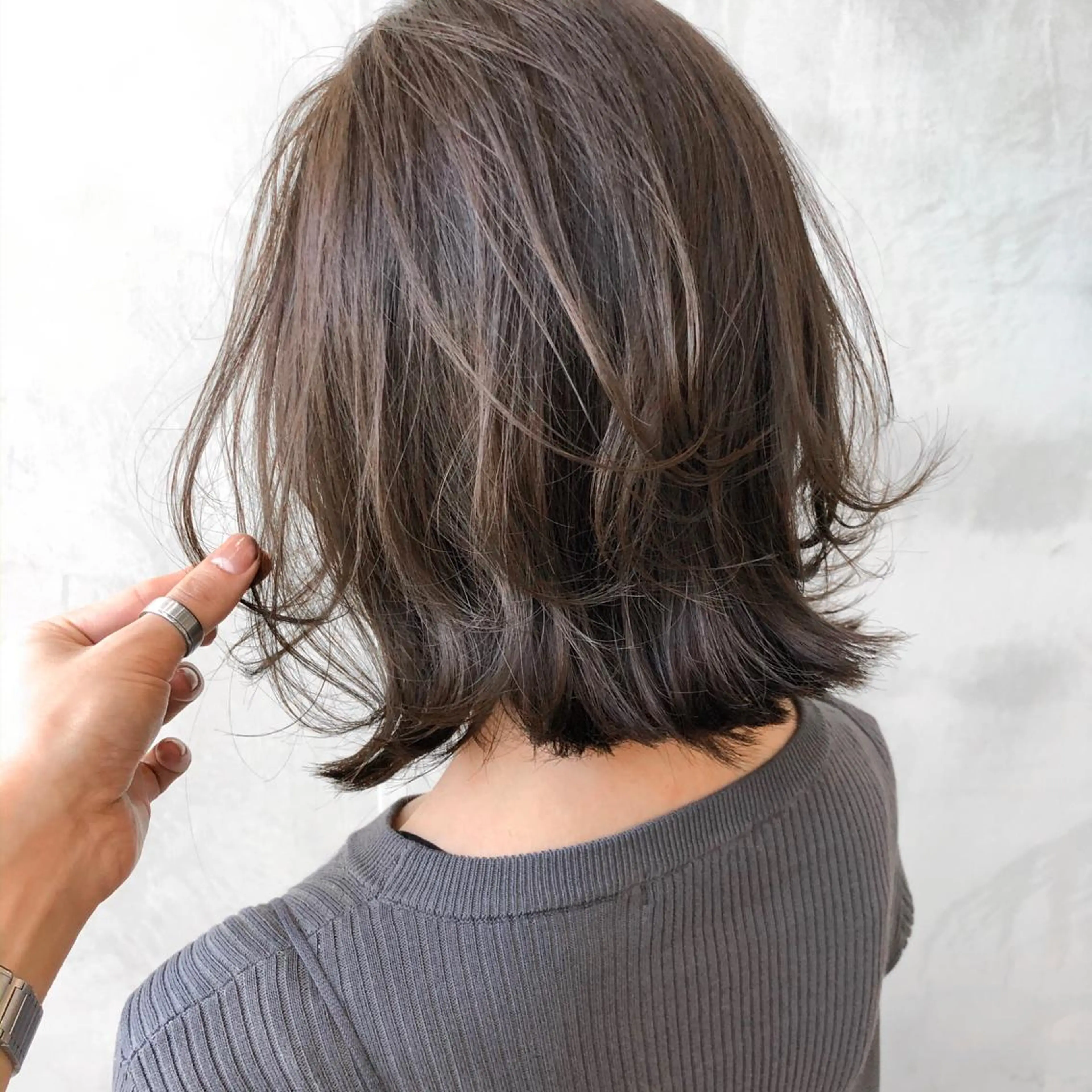 ショート カラー パーマ ボブレイヤー ボブ レイヤーカット TOMO GEEKS代表のヘアスタイル