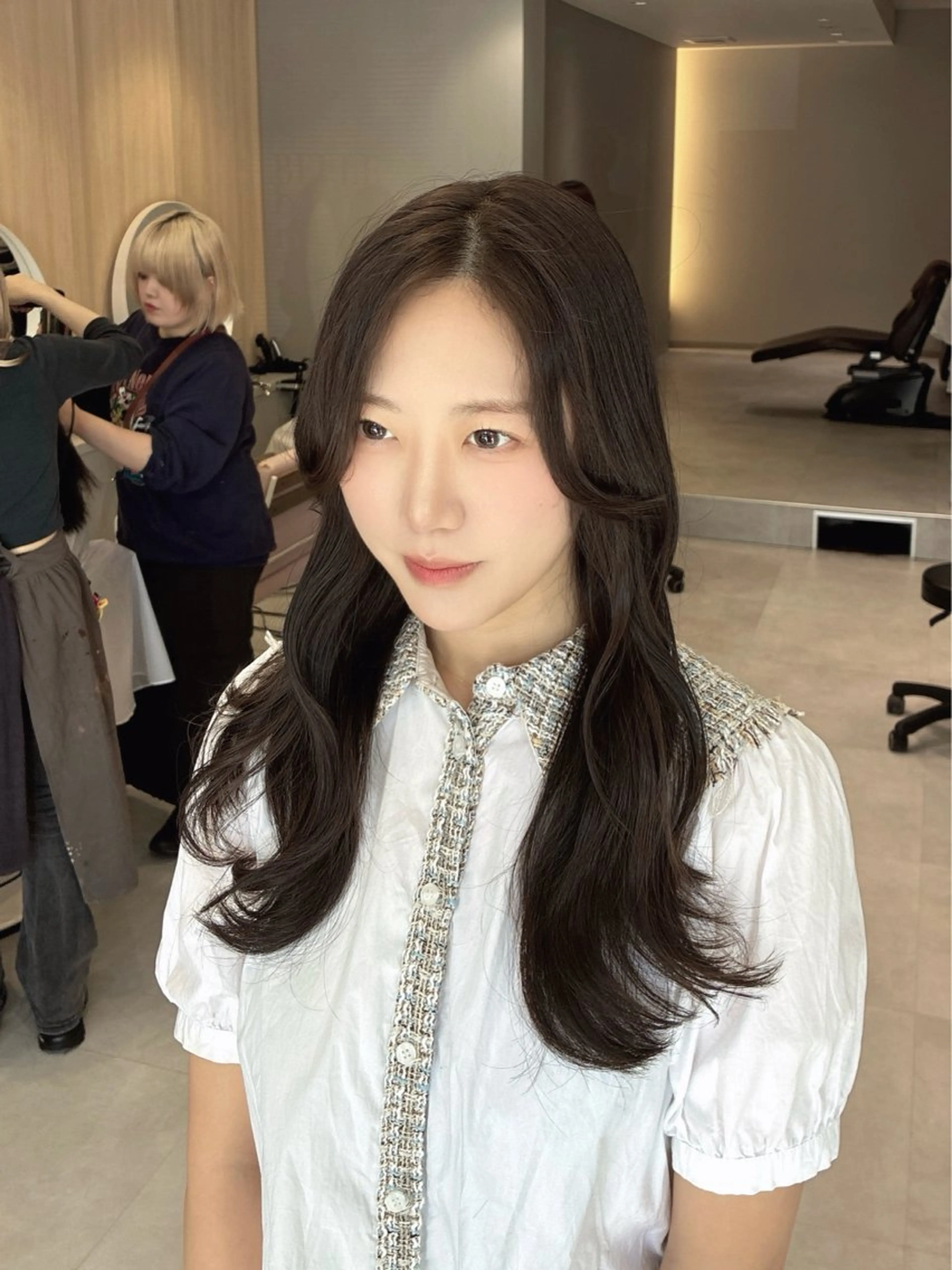 ロング Riku 艶カラーのヘアスタイル