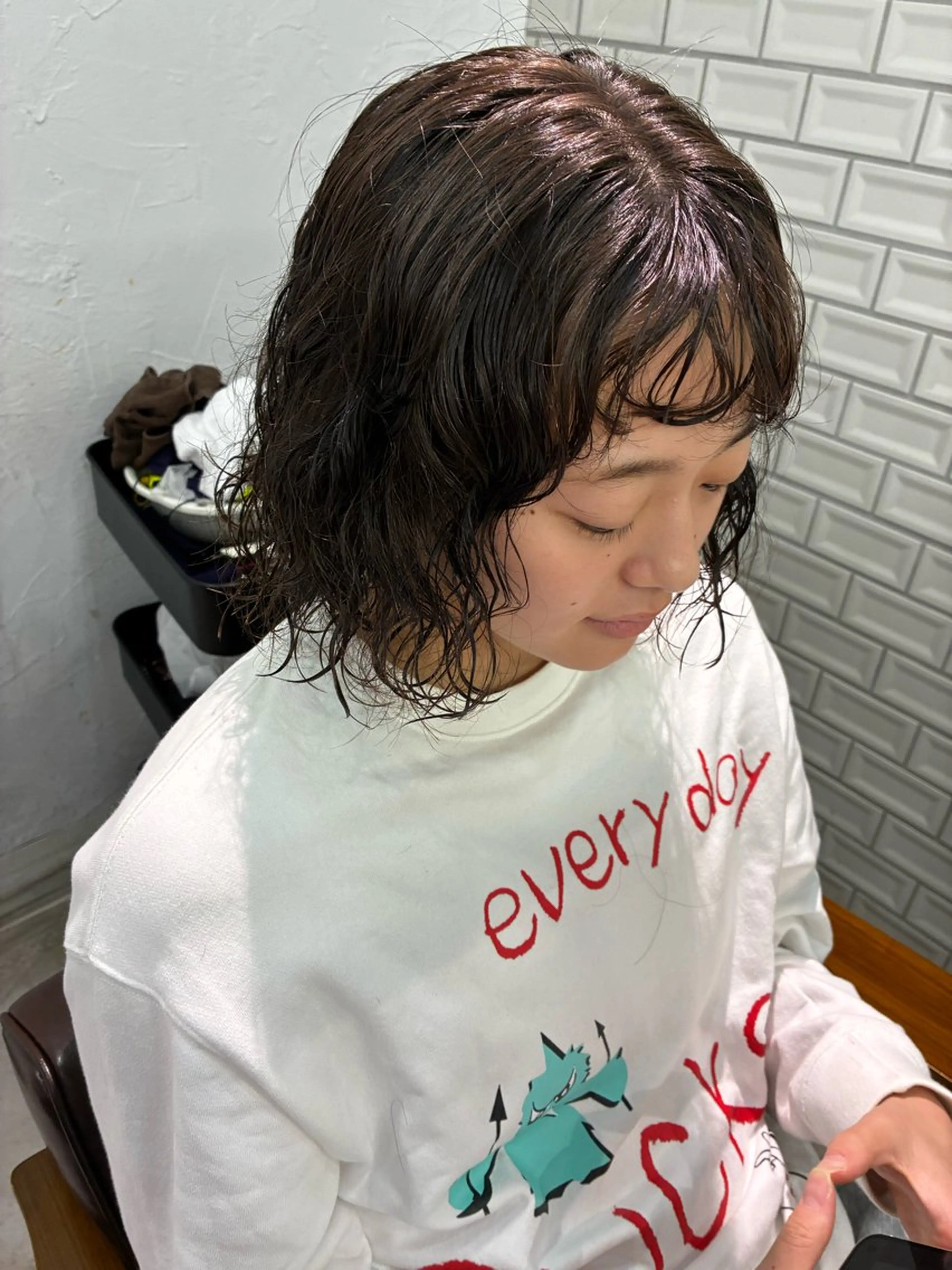ショート パーマ 佐藤 芽衣のヘアスタイル
