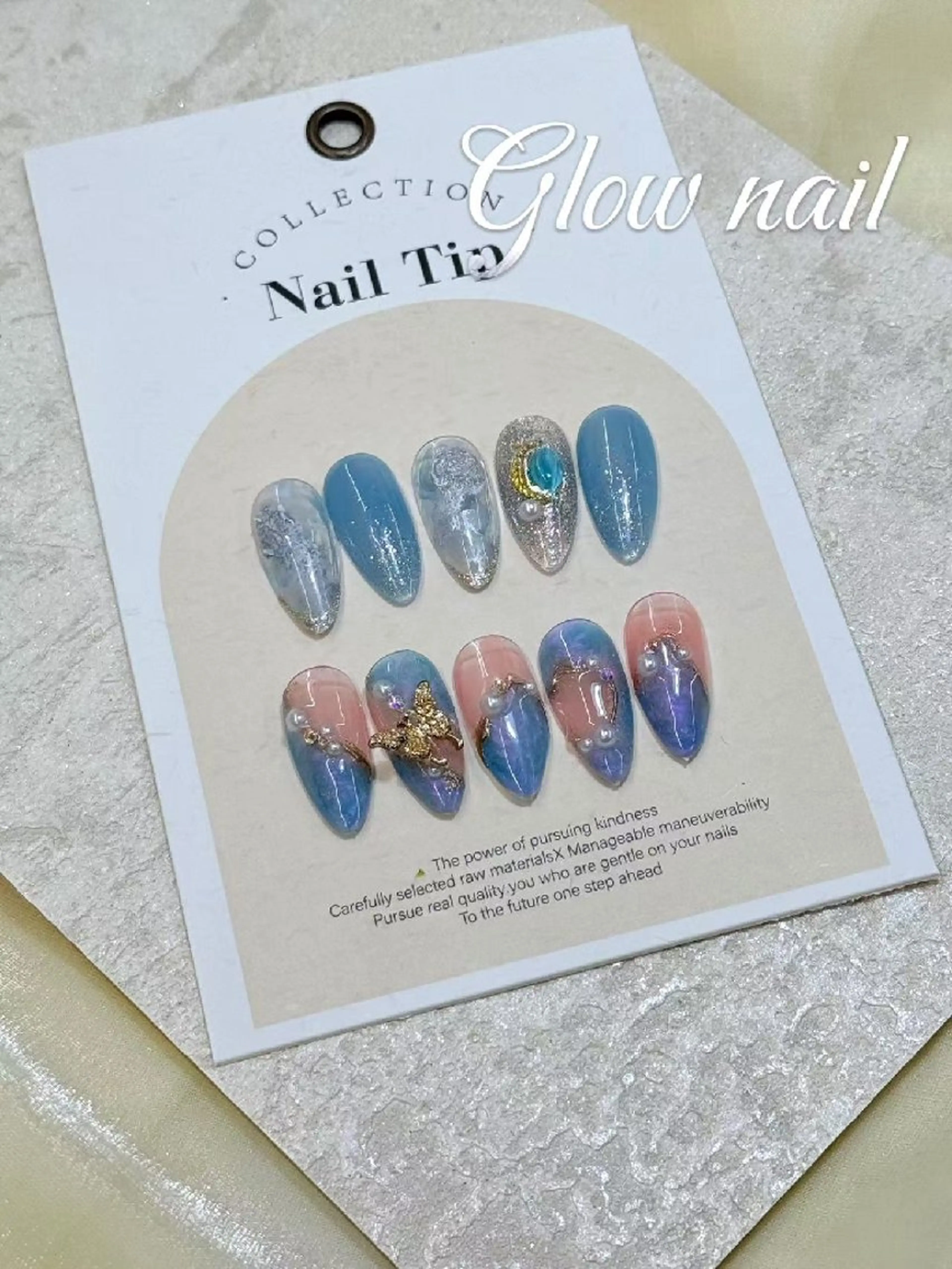 ネイル ハンドネイル グロー ネイルのネイルデザイン