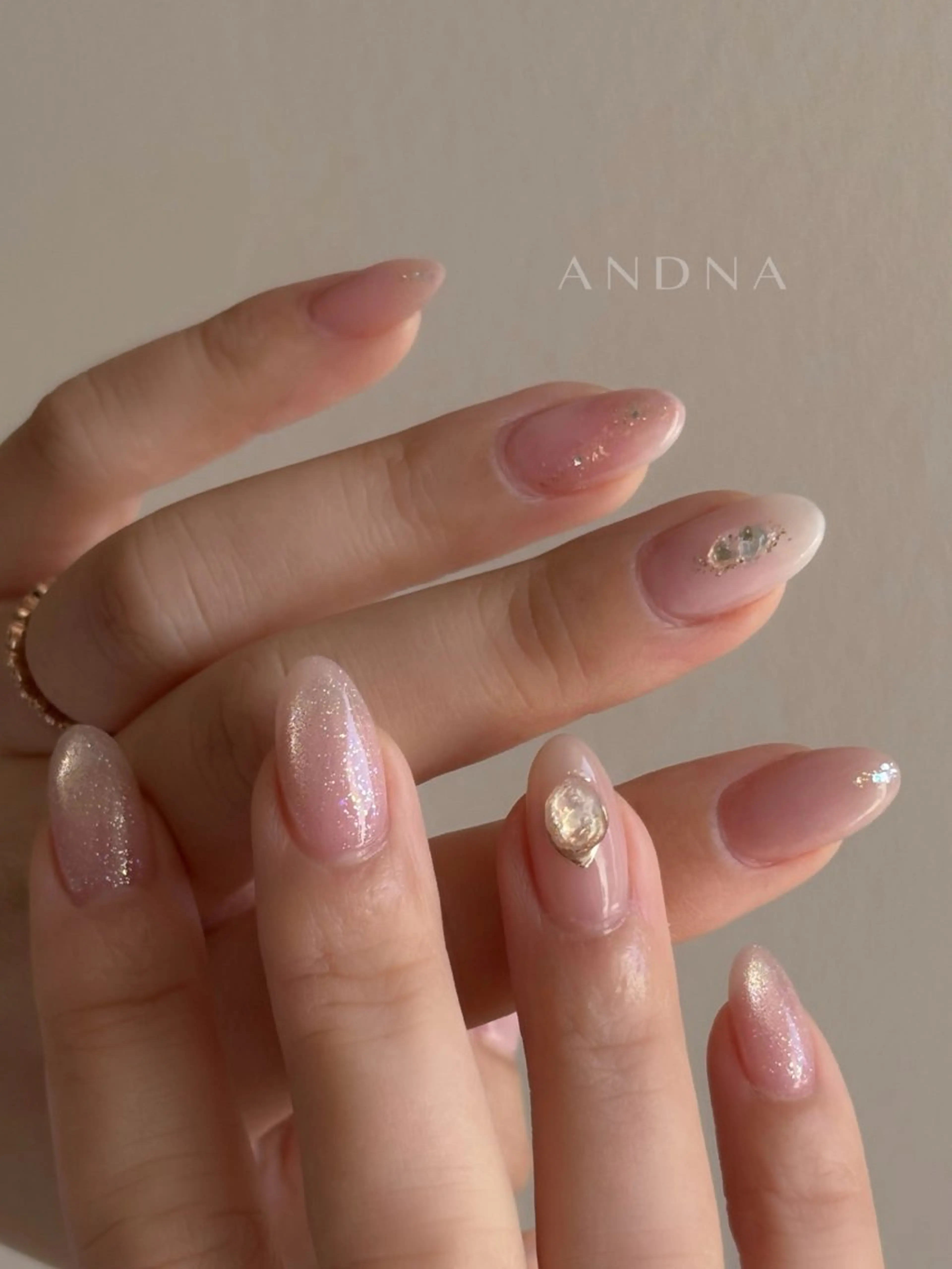 ネイル Kinuko / ANDNAのネイルデザイン