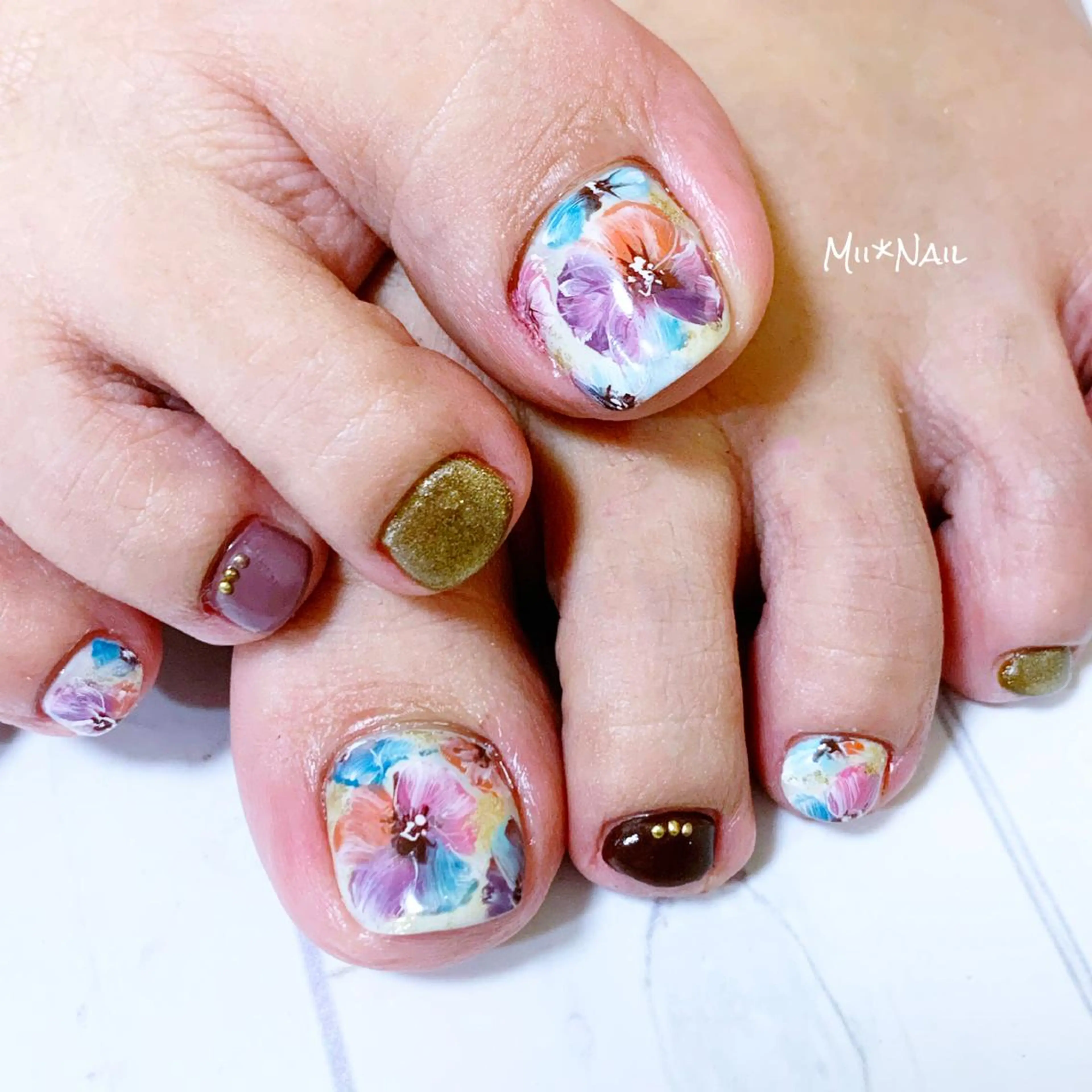ネイル フットネイル MII*NAIL／ 美フォルムsalonのネイルデザイン