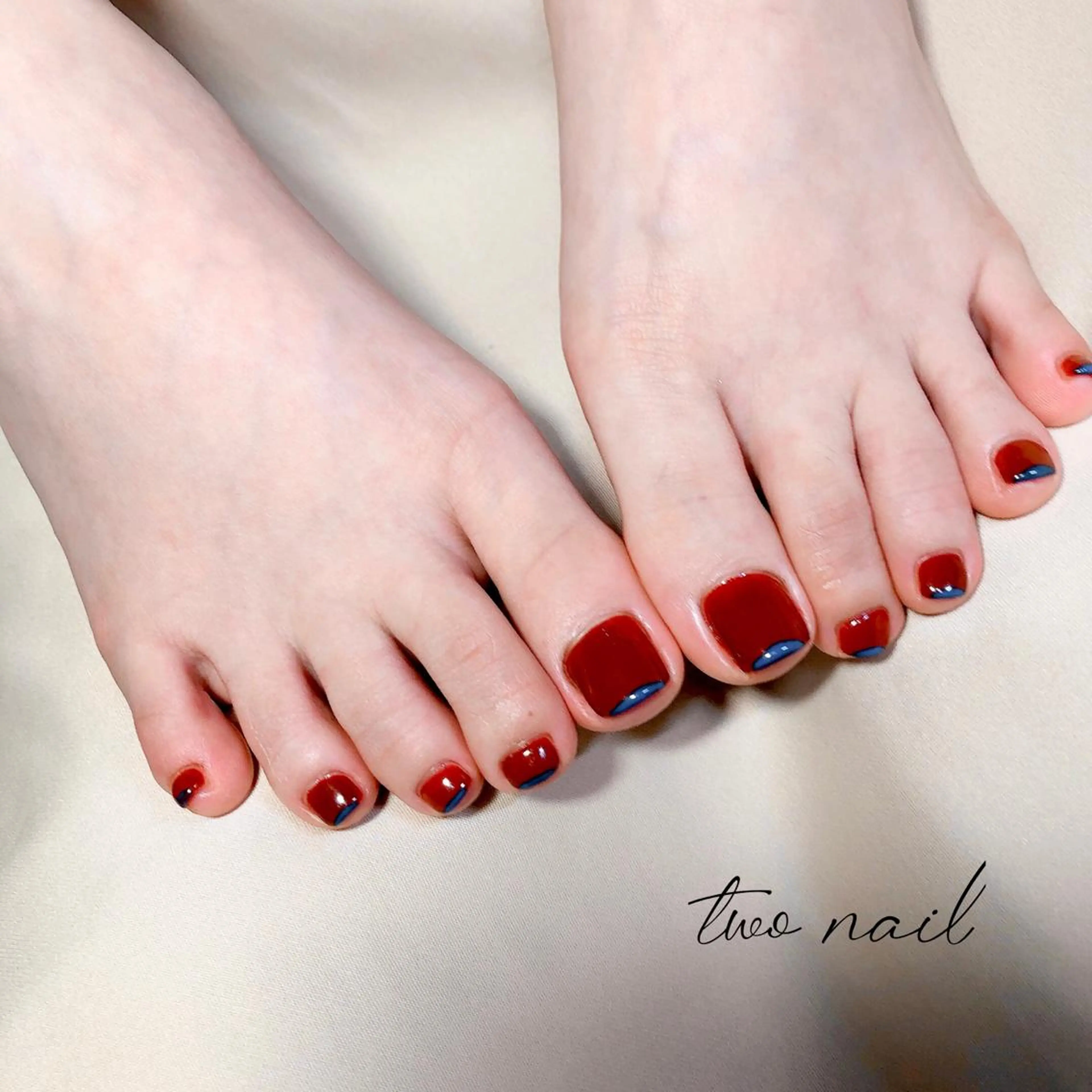 ネイル アートネイル フットネイル ハート ニュアンスネイル ホワイト フットネイル two nailのネイルデザイン