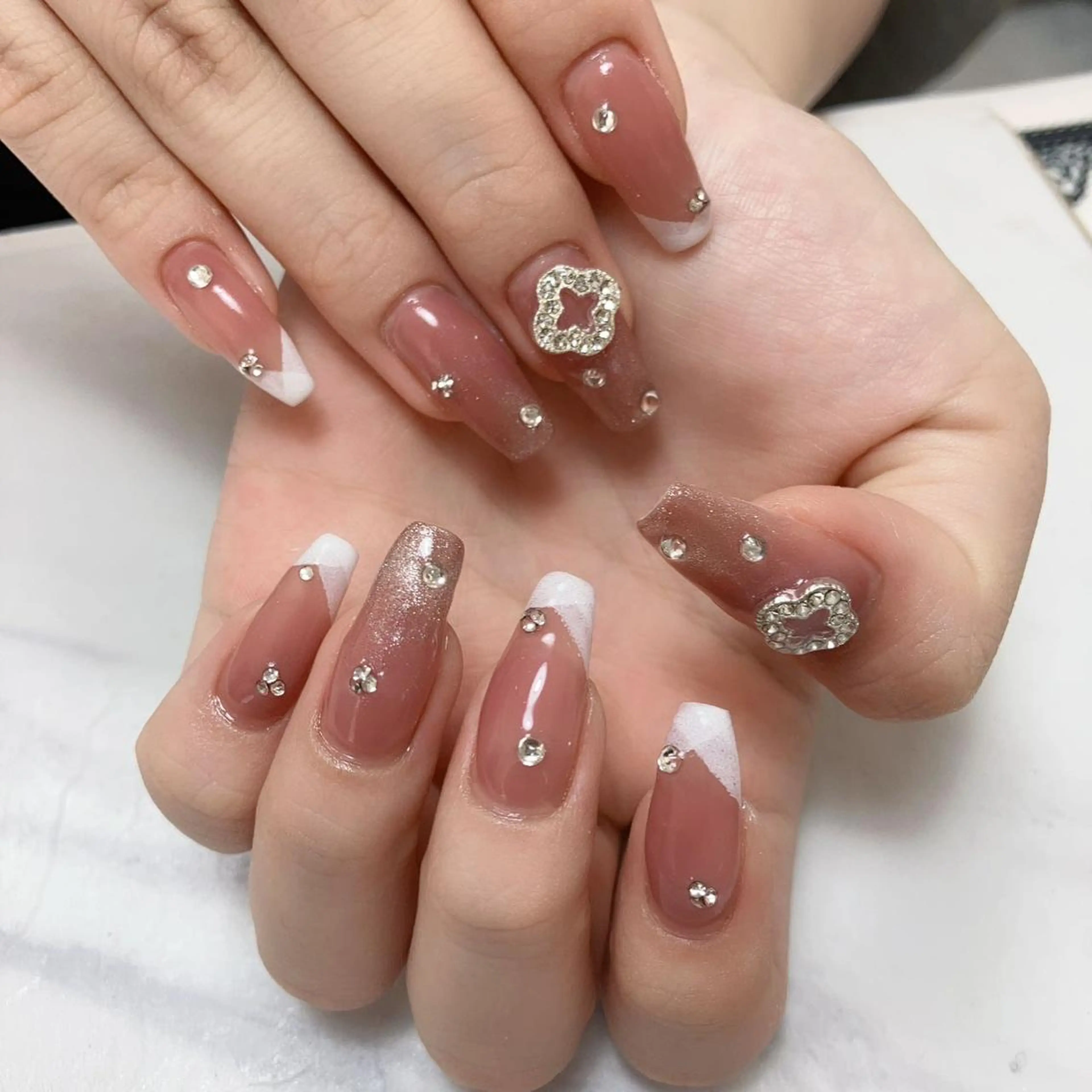 ネイル ハンドネイル DEMAIN- 🌹のネイルデザイン