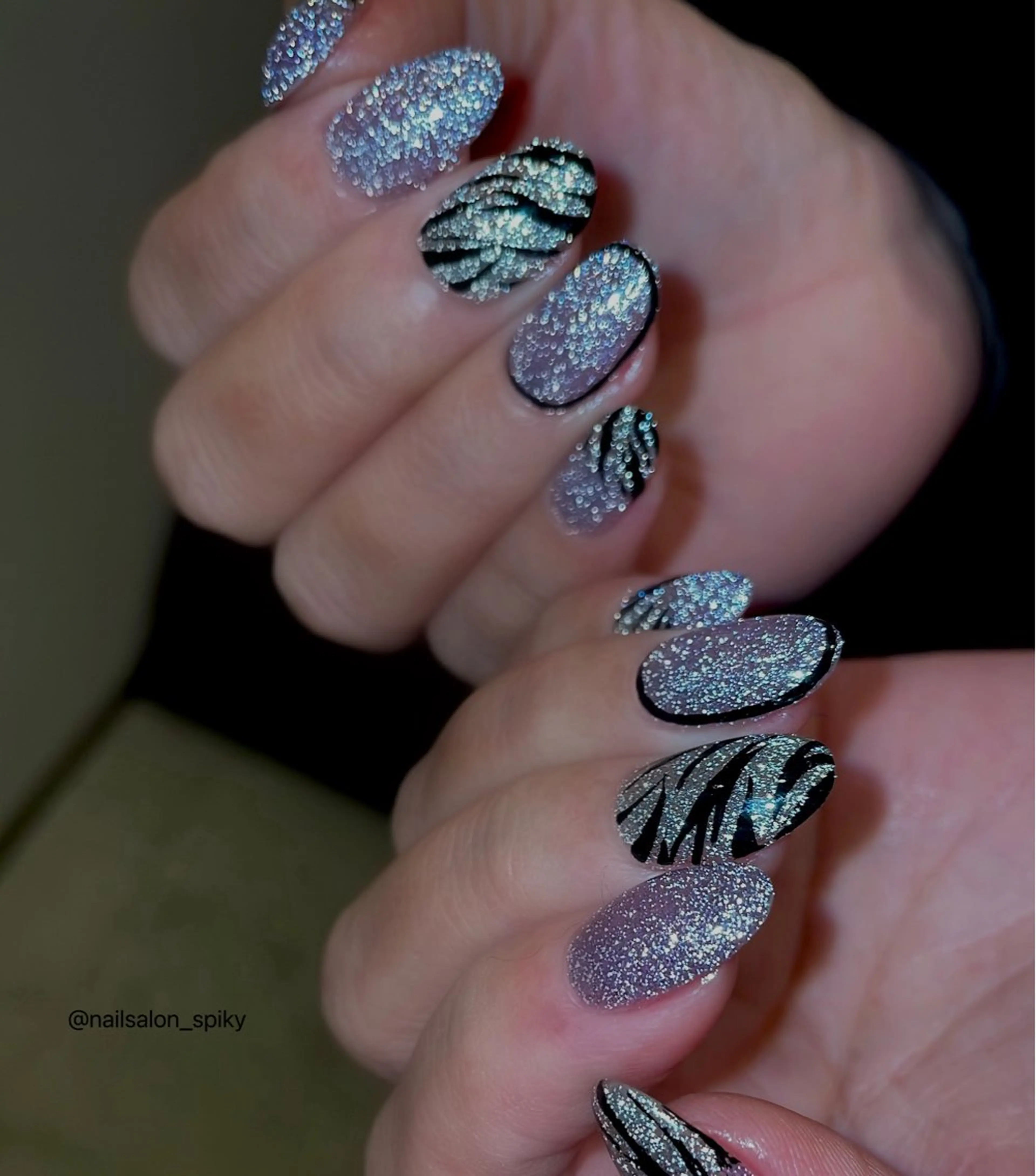 ネイル Spiky とうげ ふうかのネイルデザイン