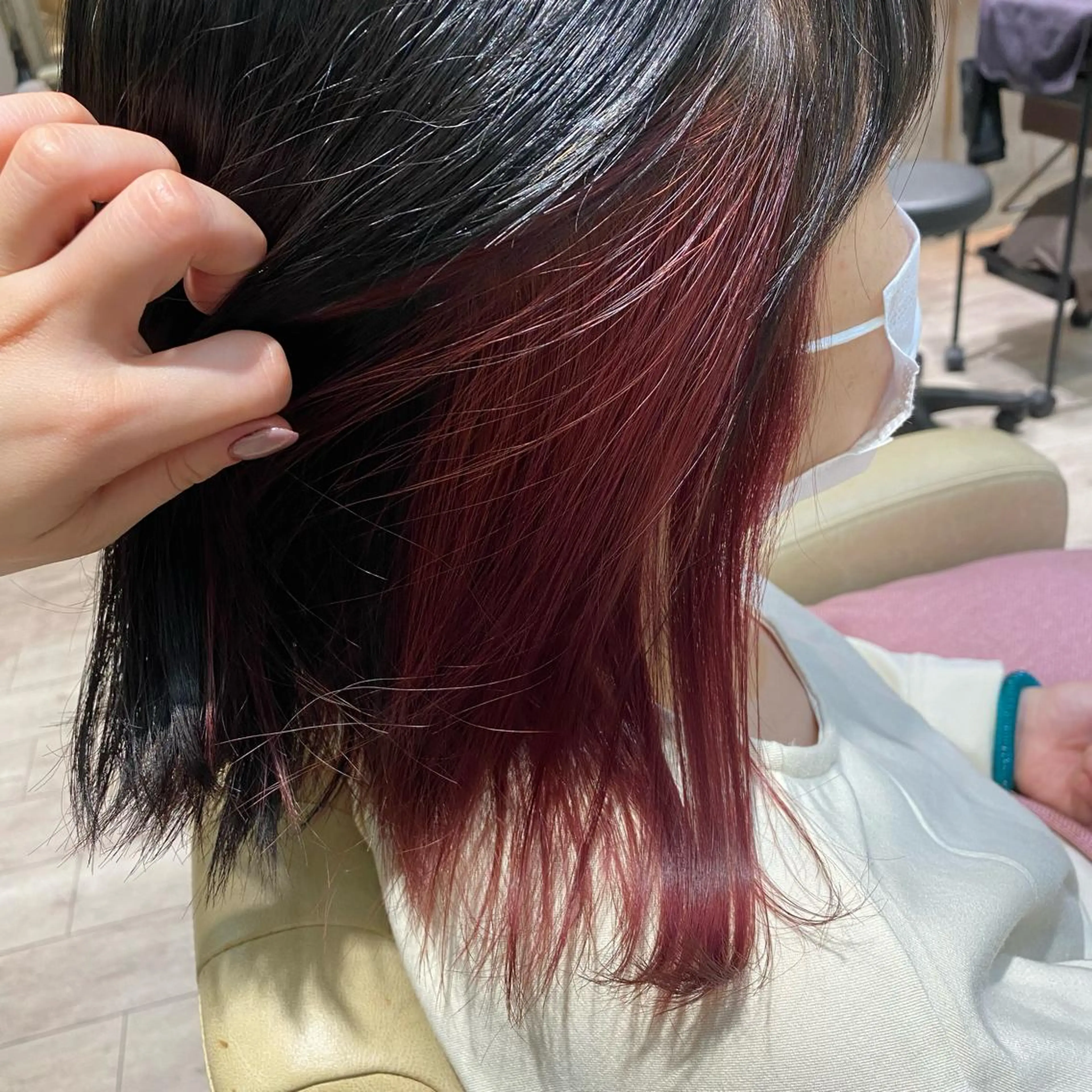 カラー ブリーチ インナーカラー 後藤 瀬奈のヘアスタイル