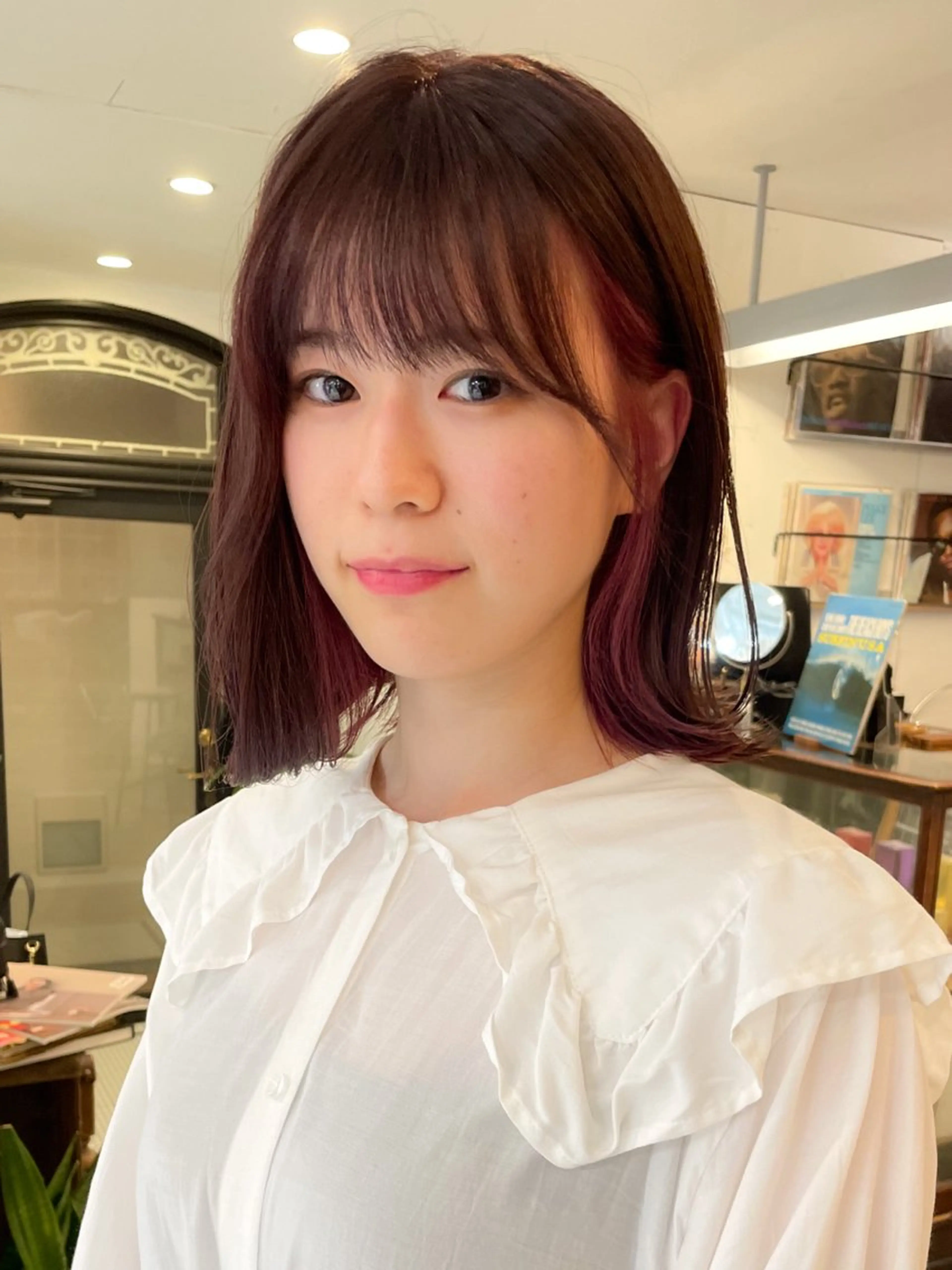ミディアム カラー ブリーチ ブラウンカラー インナーカラー ピンクカラー ピンクブラウン 暖色カラー🧡 ボブ🧚‍♀️マナのヘアスタイル