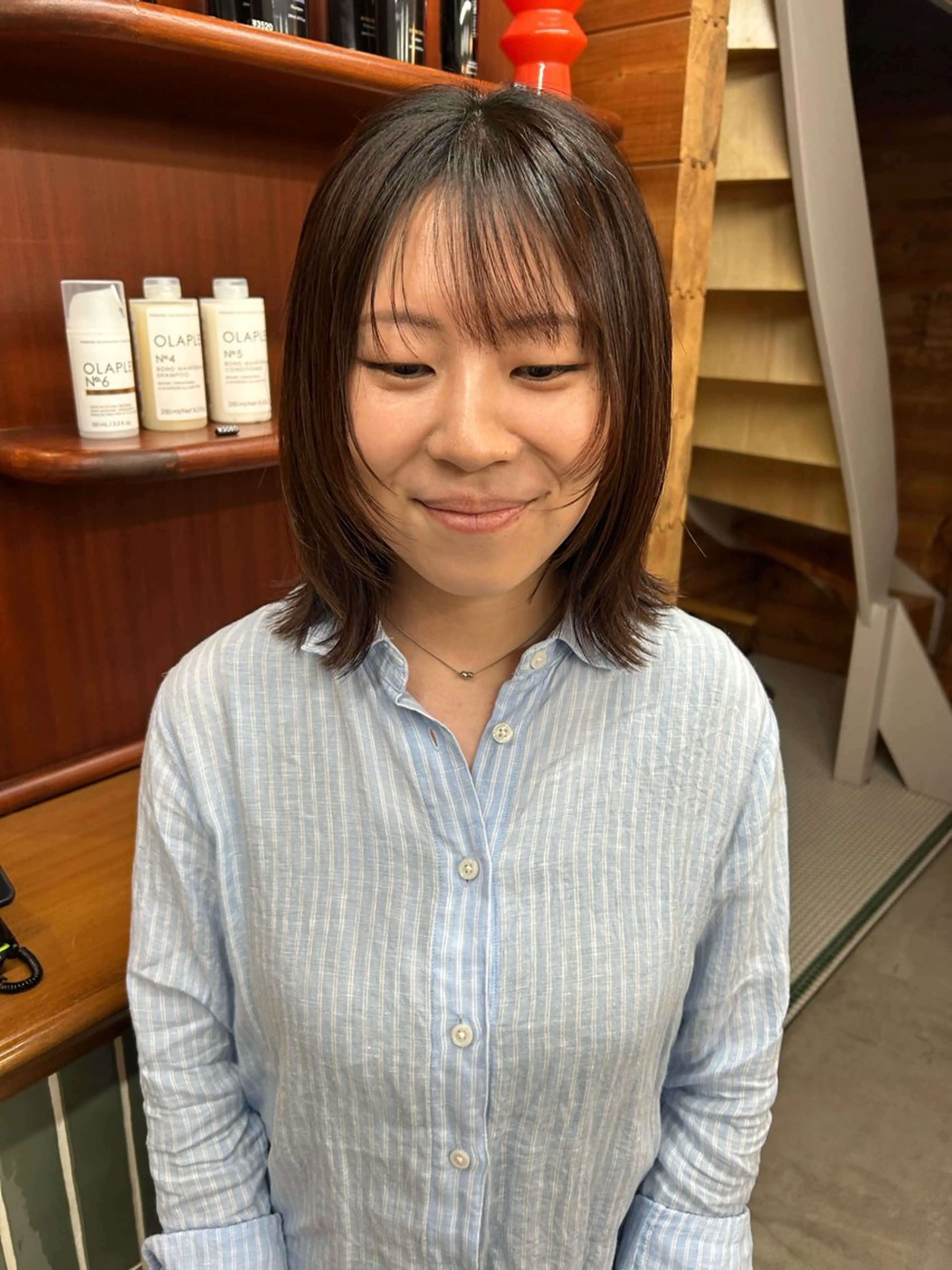 ミディアム レイヤーカット DEPT 宗像あかりのヘアスタイル
