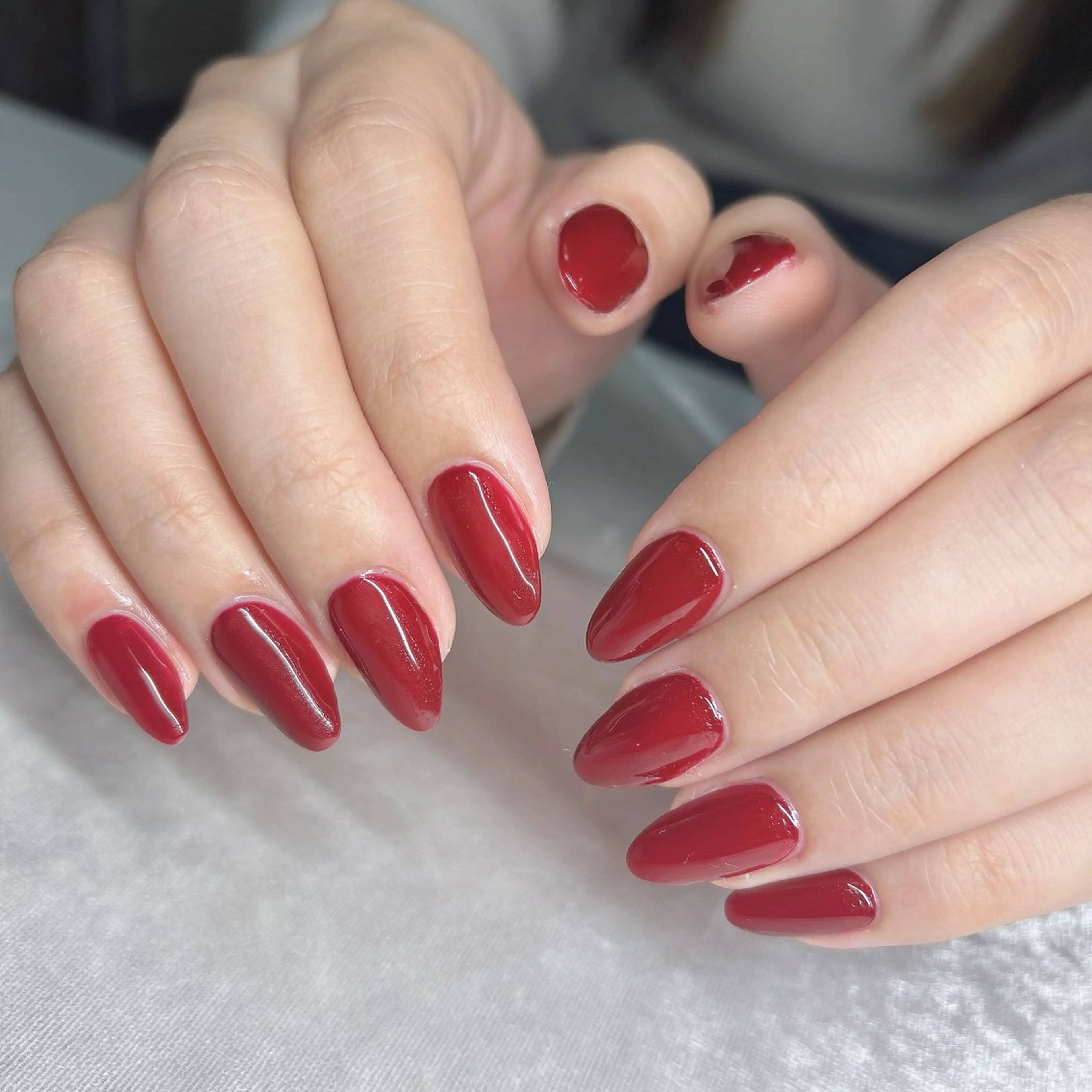 ネイル 赤色 ハンドネイル Bestnail所属・Best Nail Yu🎀🫧のネイルデザイン