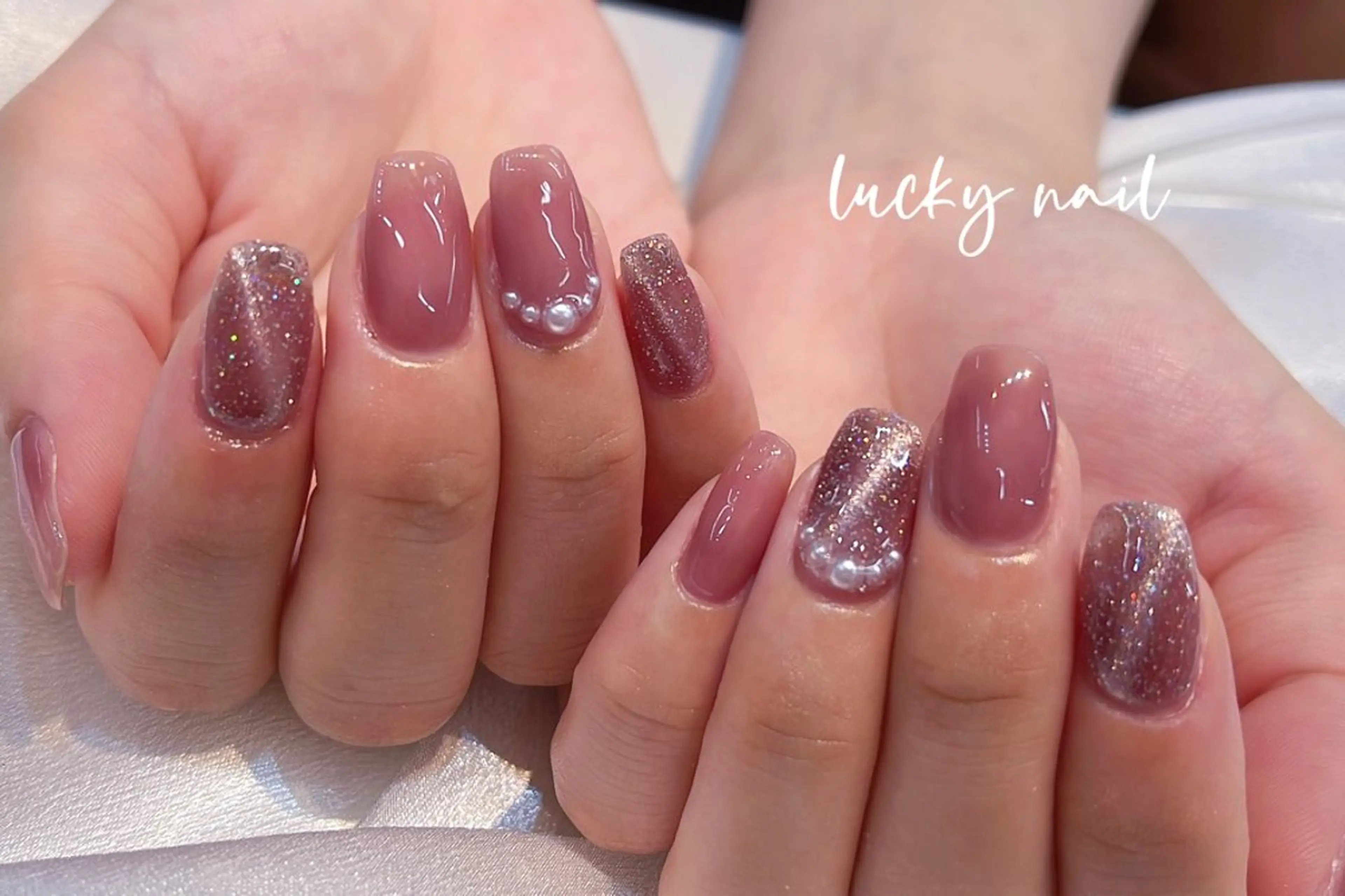 ネイル チークネイル 長さ出し ジェルネイル マグネットネイル 持ち込み ハンドネイル ハンドケア ラッキーネイルサロン 西川口東口店のネイルデザイン