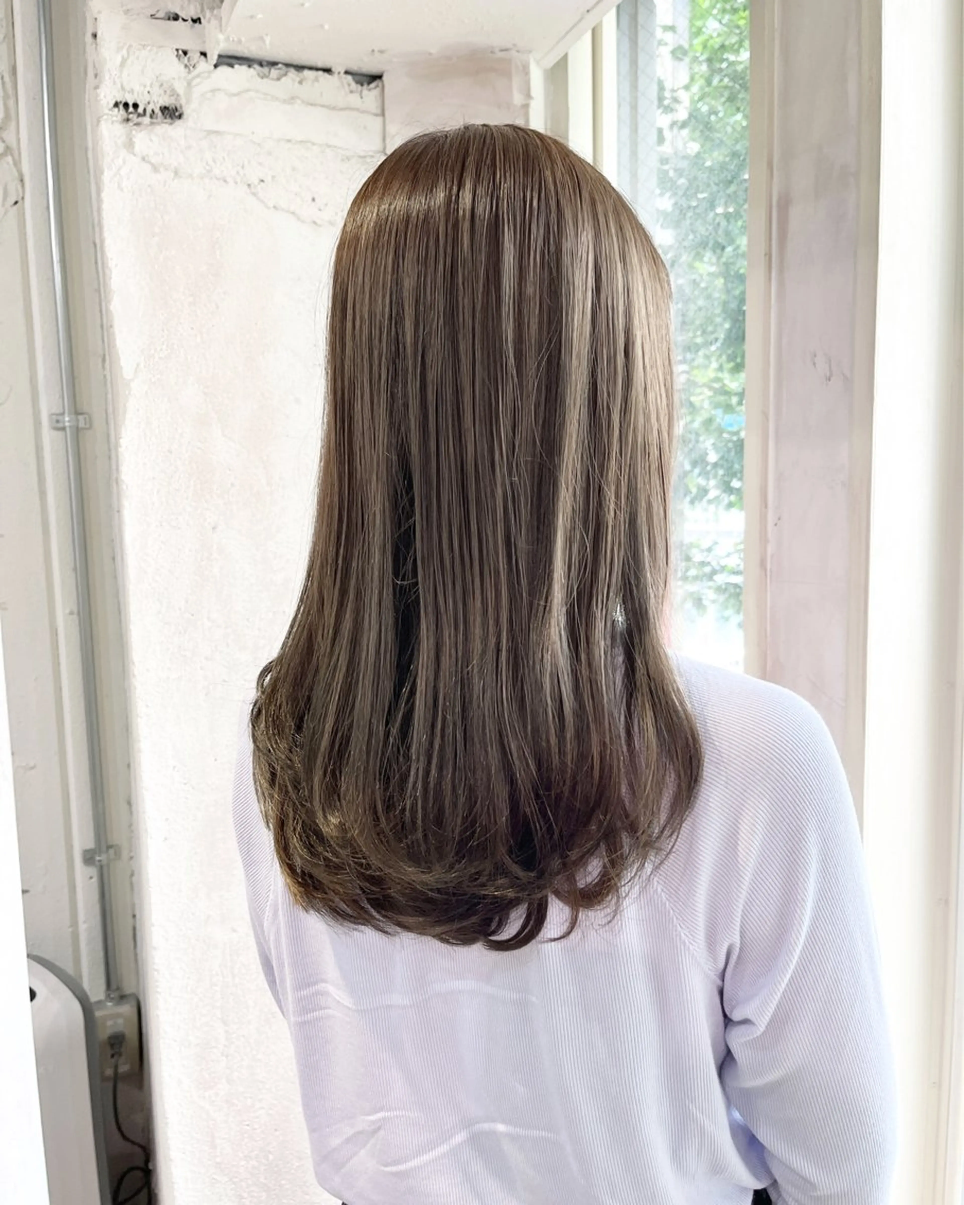 セミロング 小顔ショート🦋 八巻ちさとのヘアスタイル