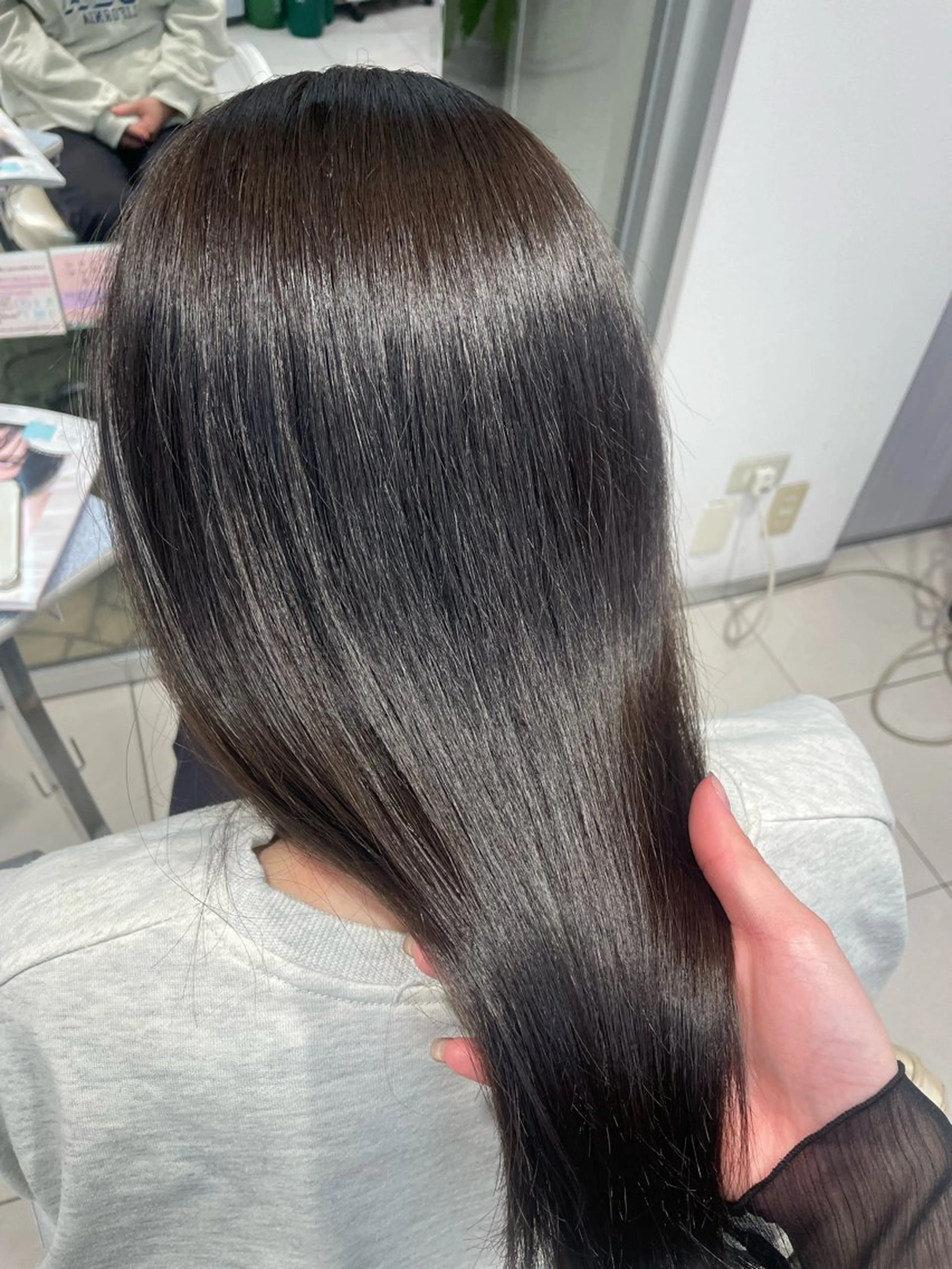 カラー ヘアカラー トリートメント 盛れる韓国ヘア🩰/ 透明感カラー/華のヘアスタイル