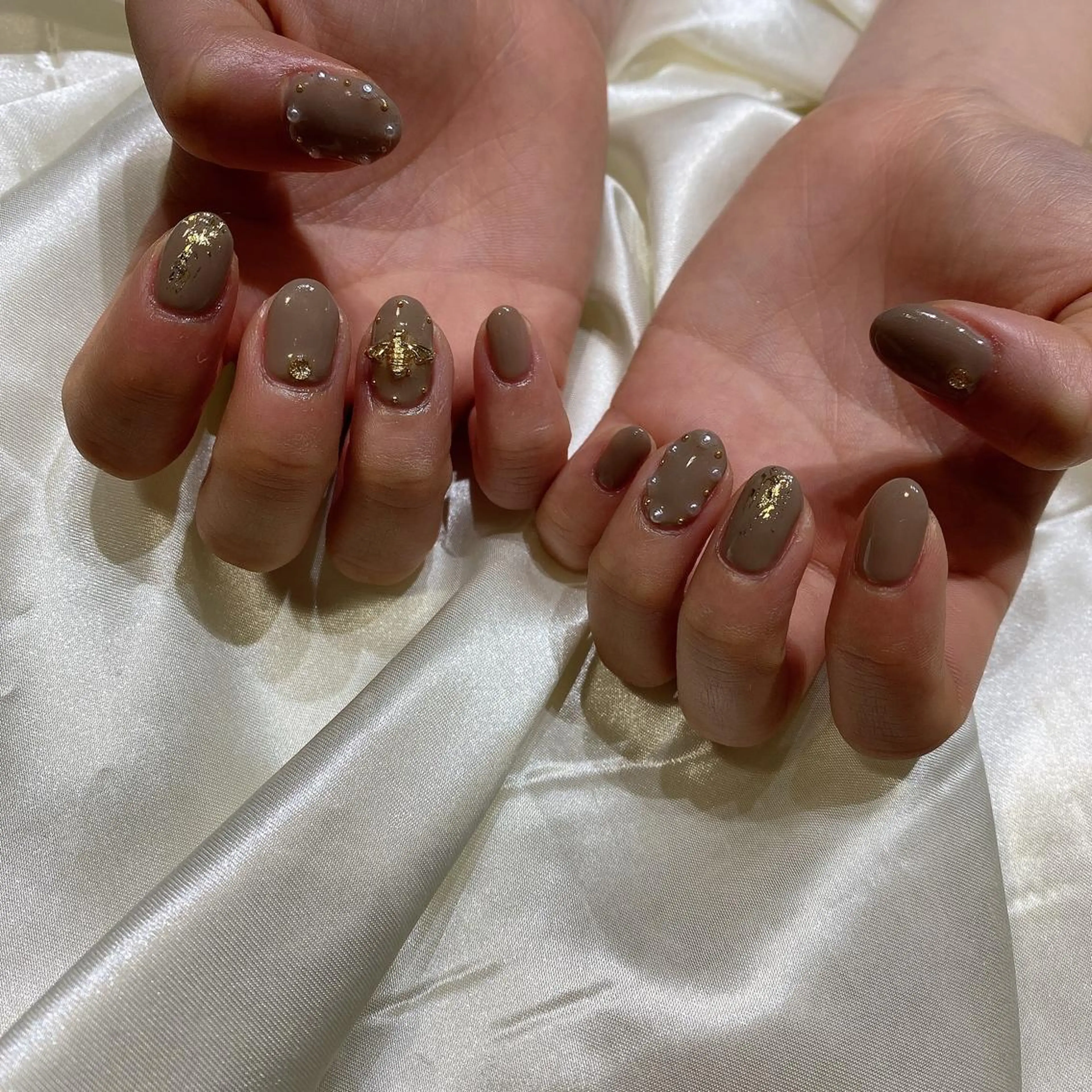 ネイル ハンドネイル 西岡 杏のネイルデザイン