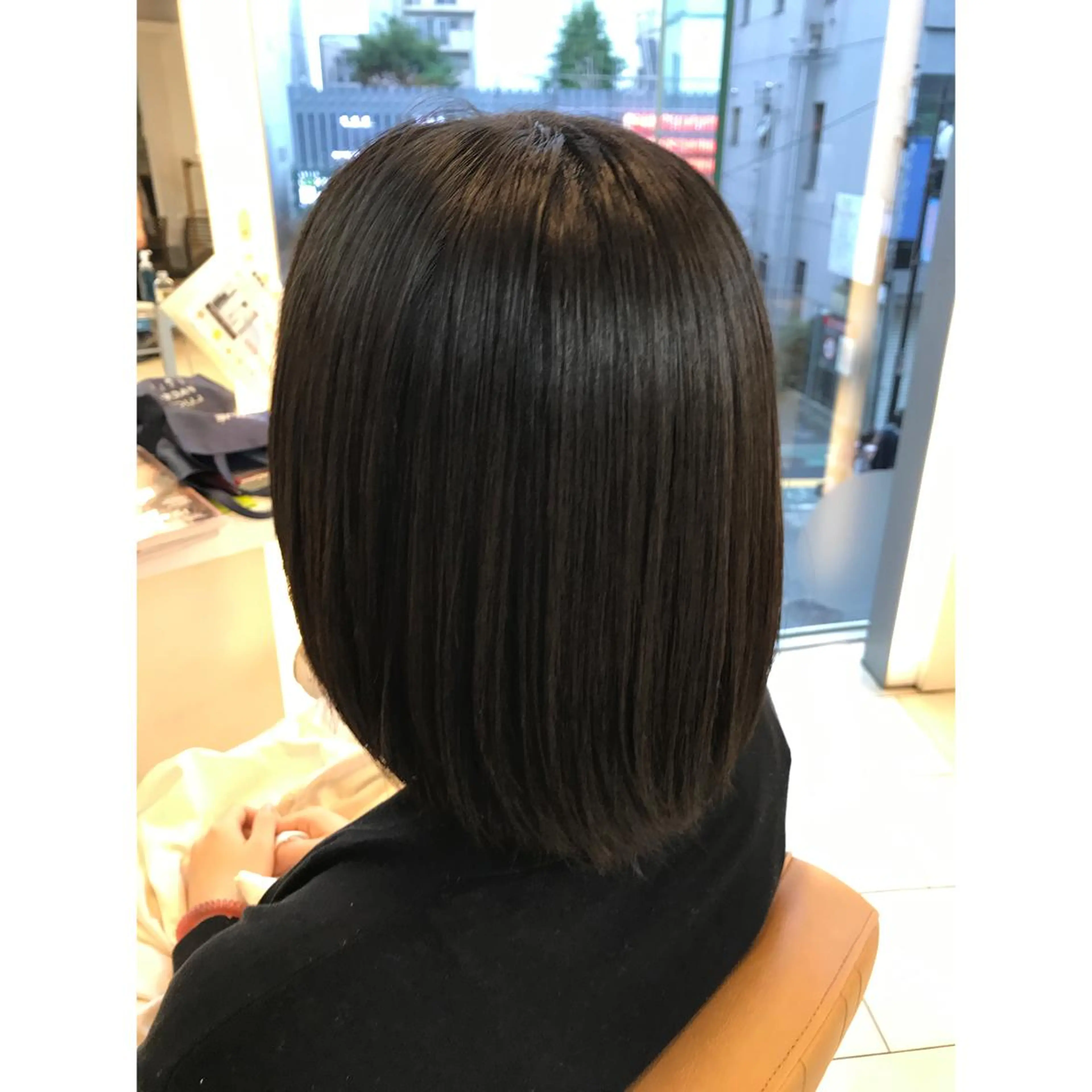 ミディアム パーマ 縮毛矯正 坂西 春果のマツエク・マツパデザイン