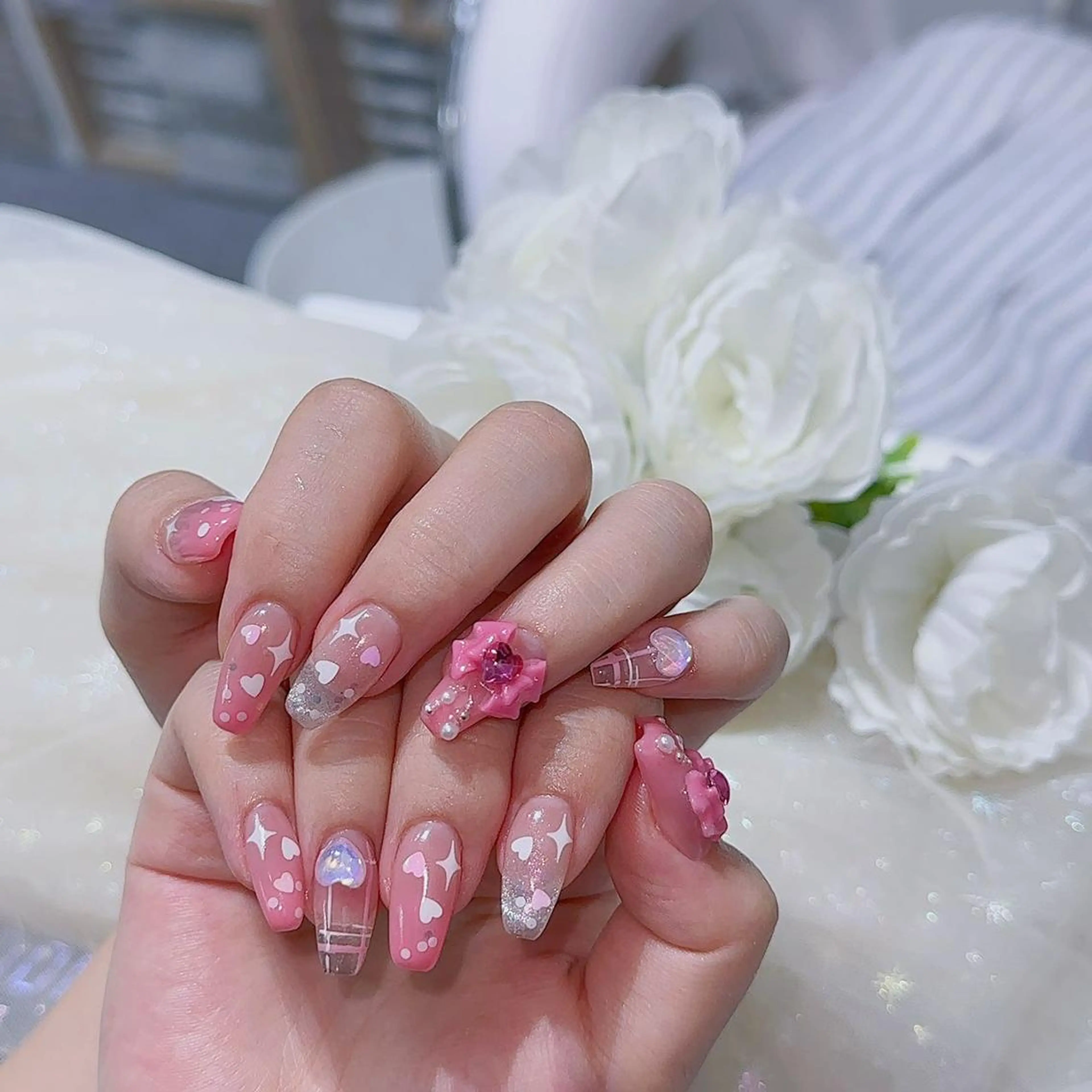 ネイル アートネイル 長さ出し スカルプネイル Queens マオのネイルデザイン