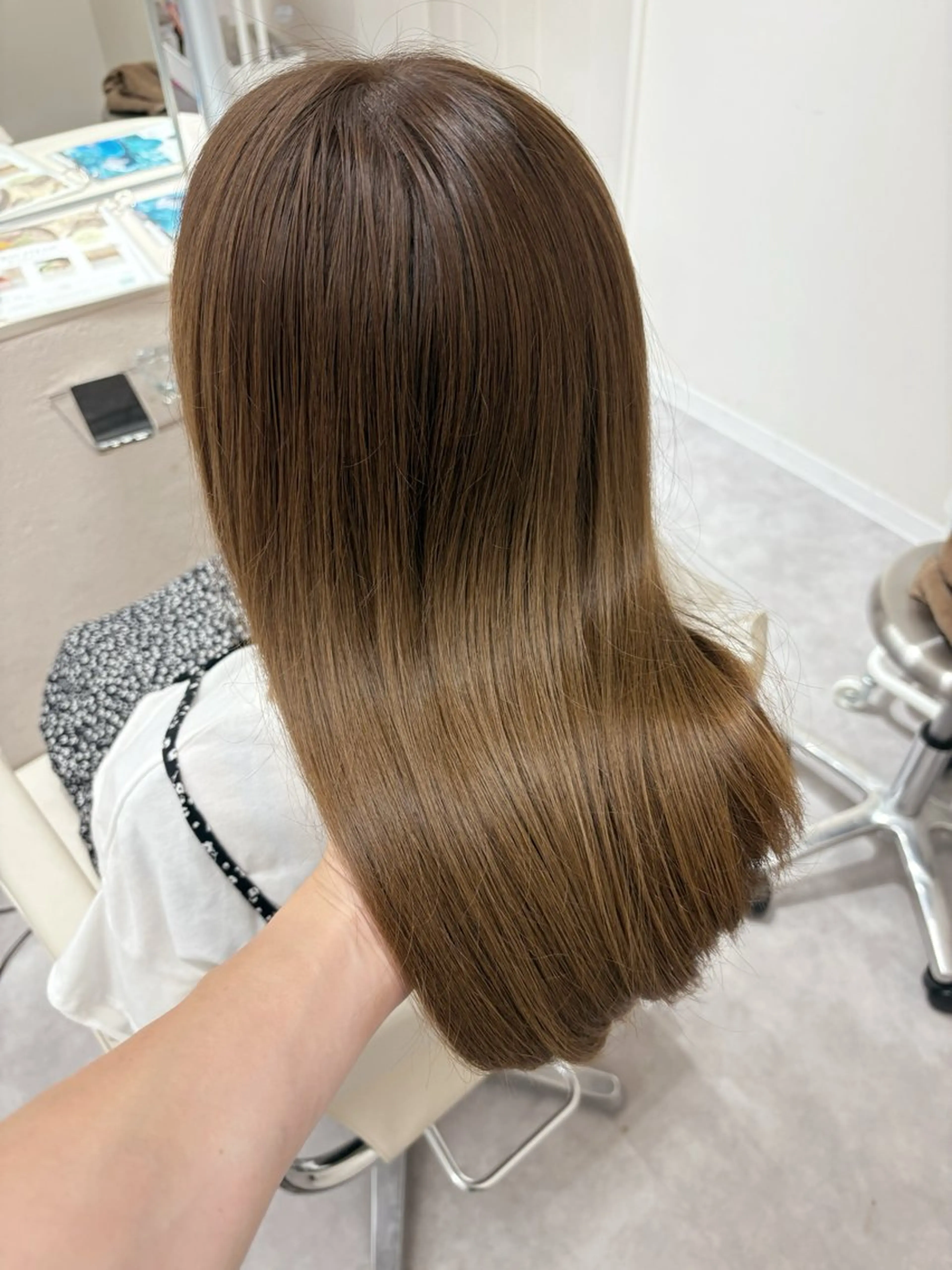 セミロング カラー カット ヘアカラー 増渕 駿介のヘアスタイル