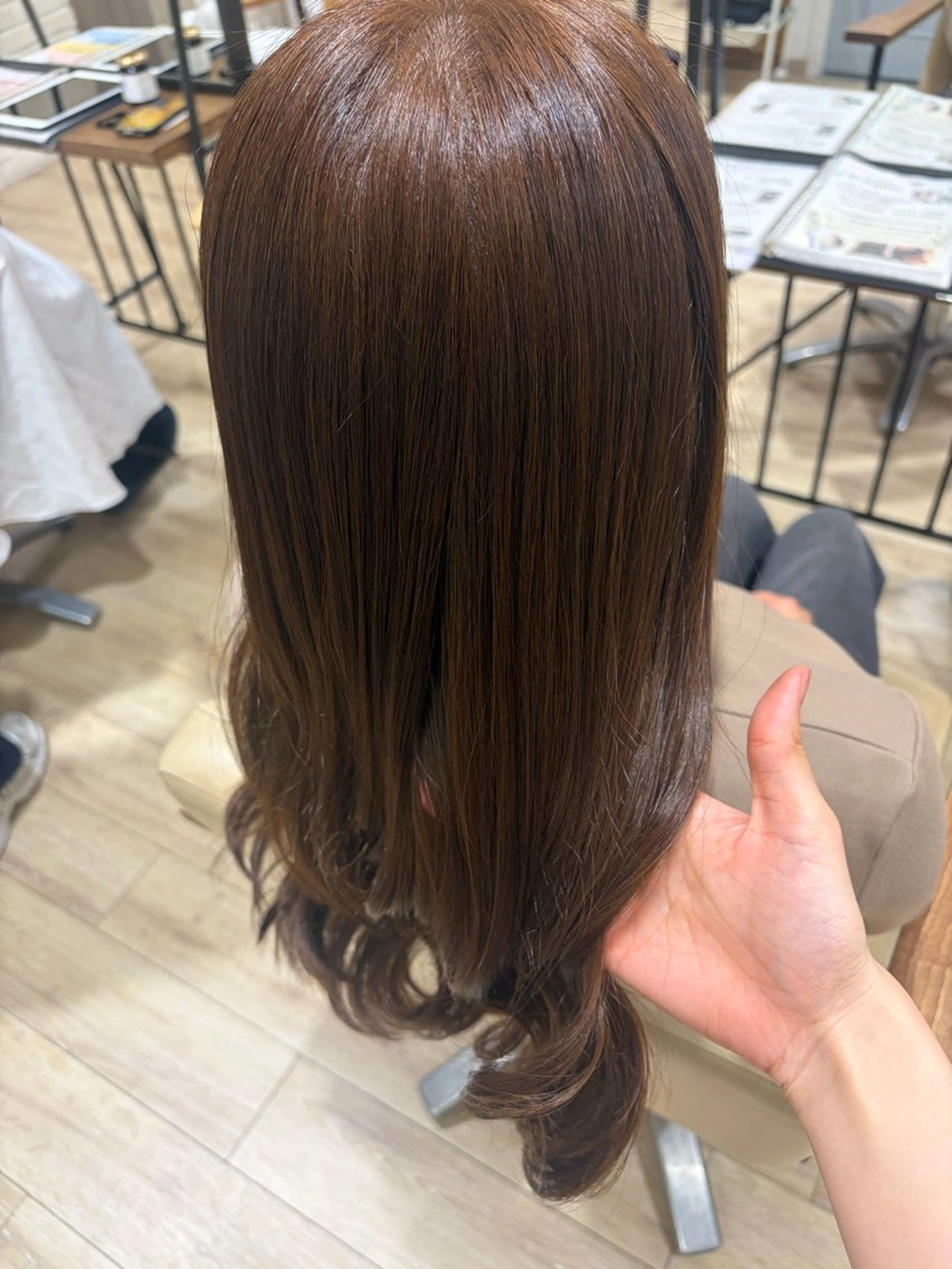 ロング 伊藤 梨緒のヘアスタイル