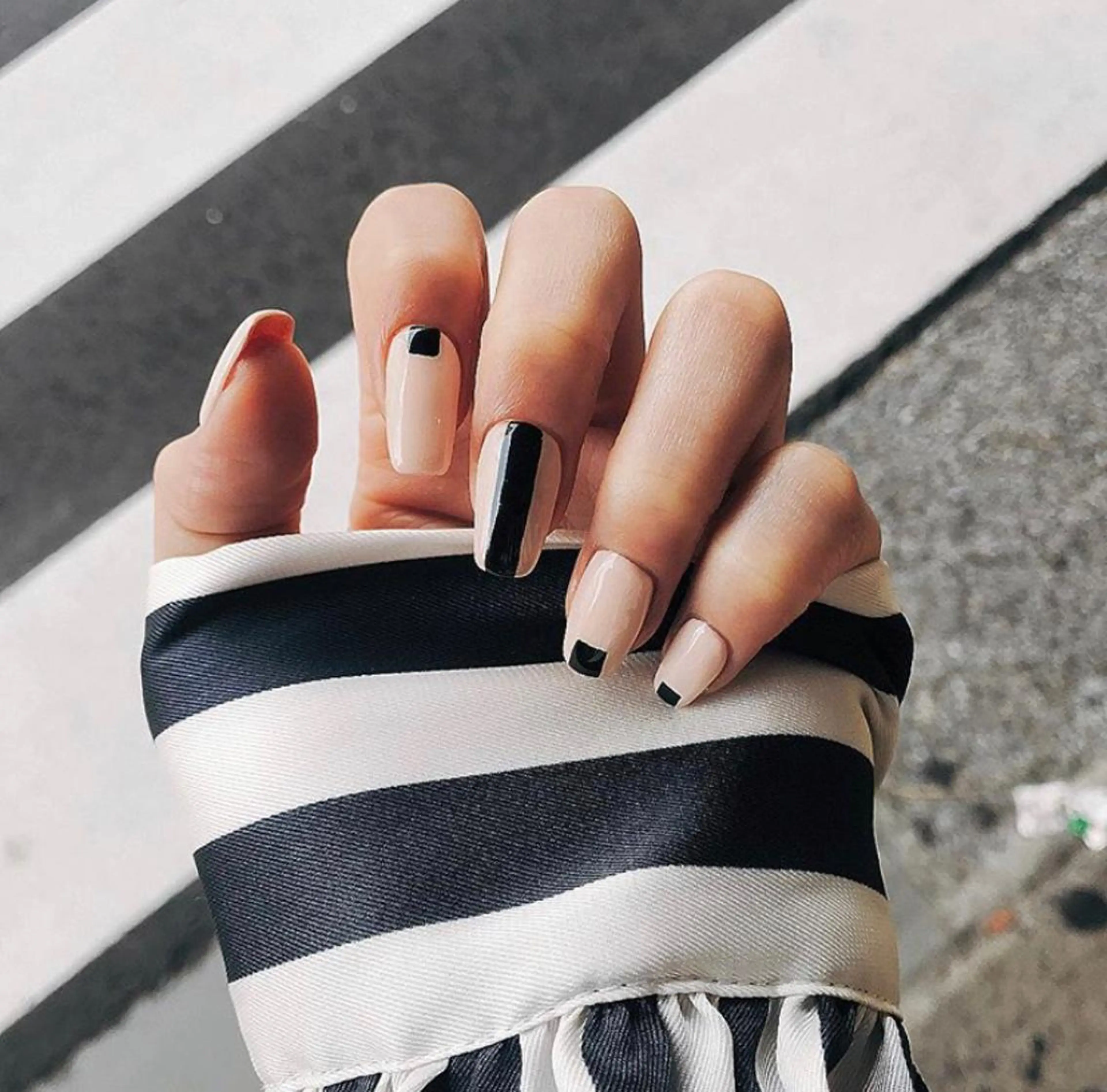 ネイル ハンドネイル ハンドケア Charme. NOBUKOのネイルデザイン