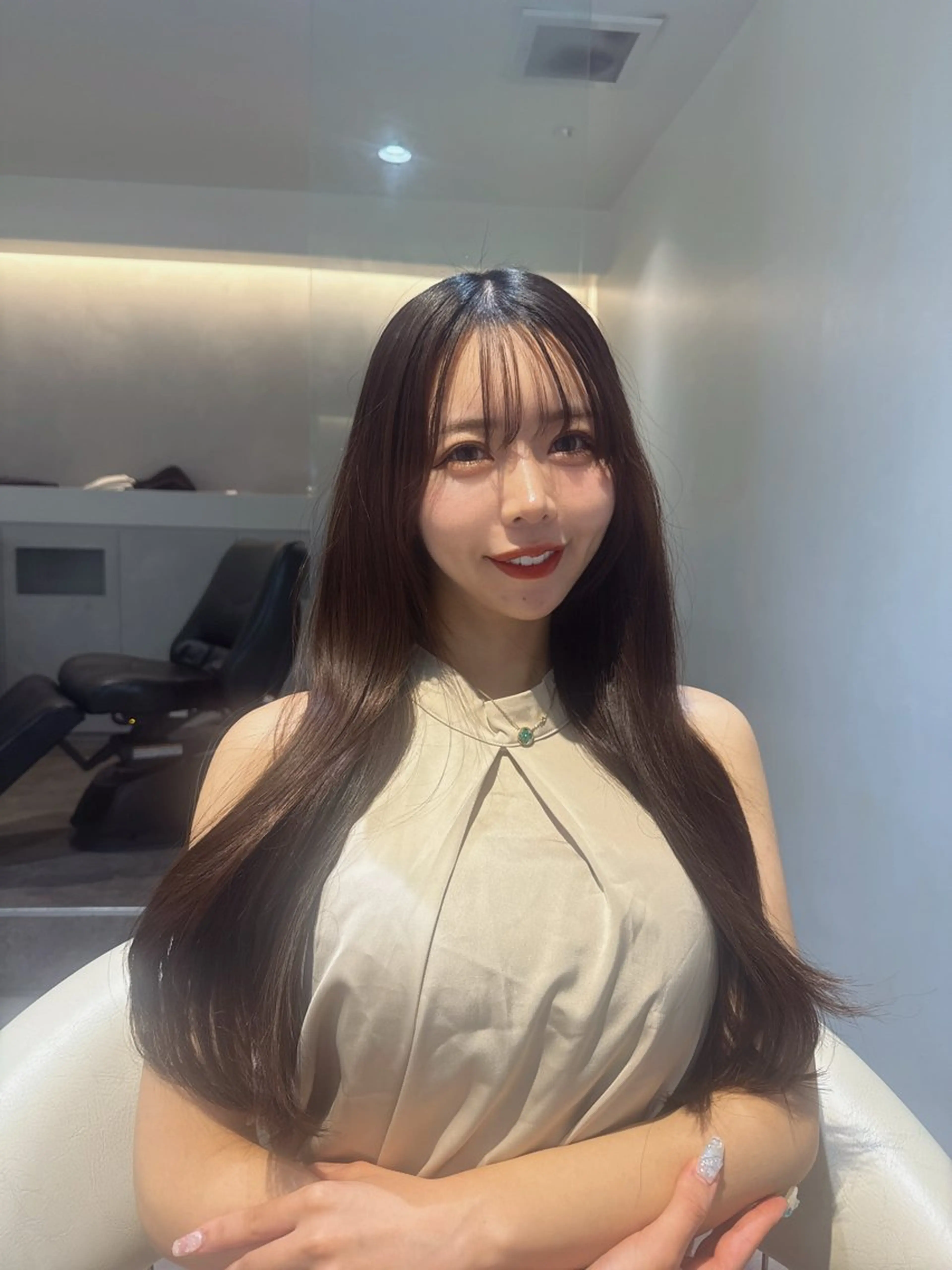 ミディアム カラー 黒髪 ブリーチ 透明感カラー ブリーチなしカラー 卒業式のヘアスタイル カット ヘアカラー トリートメント 💎透明感カラー特化 💎TAISEIのヘアスタイル