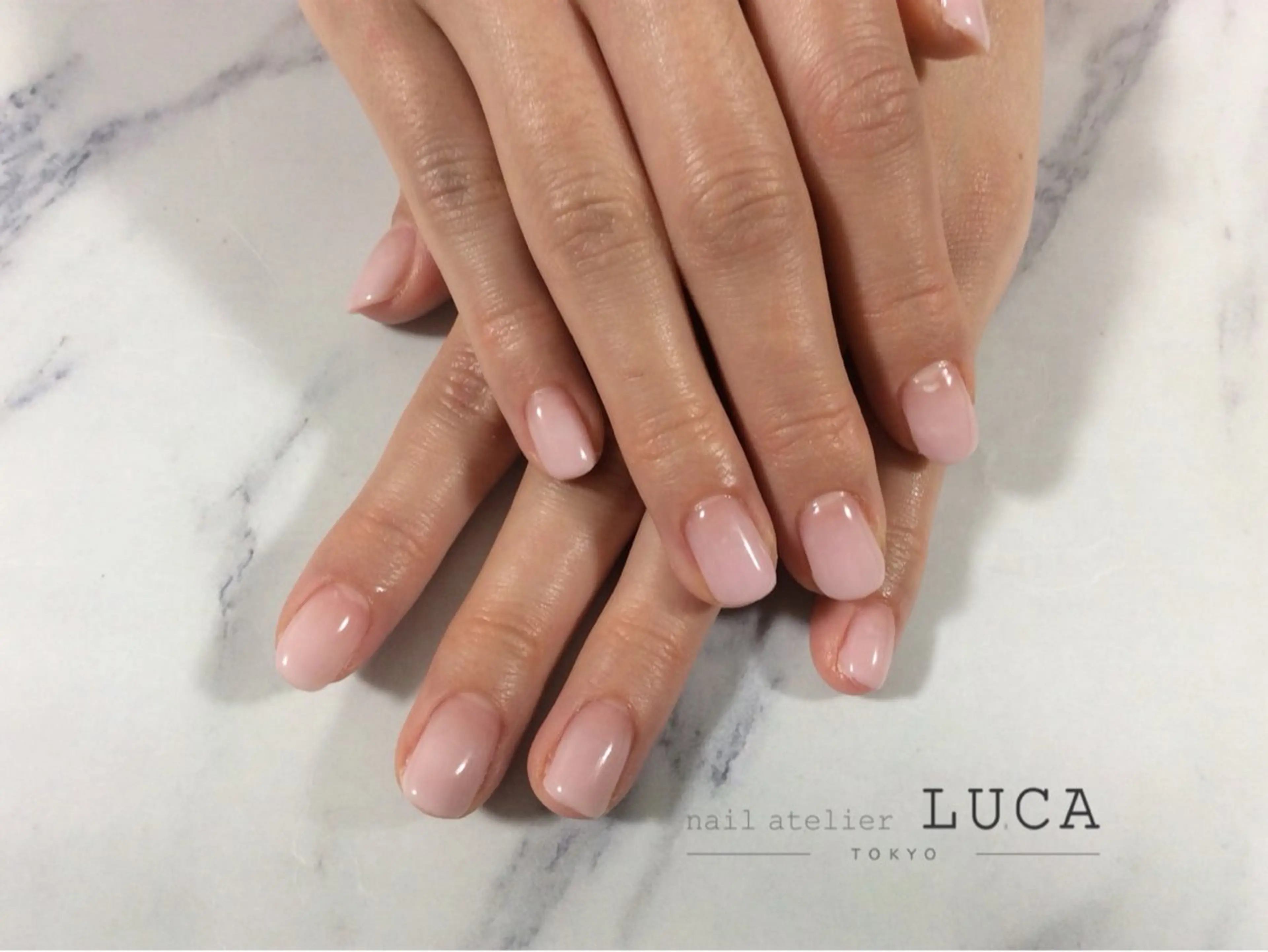 ネイル グラデーション ピンク ピンクベージュ ネイルアトリエルカ 米原のネイルデザイン