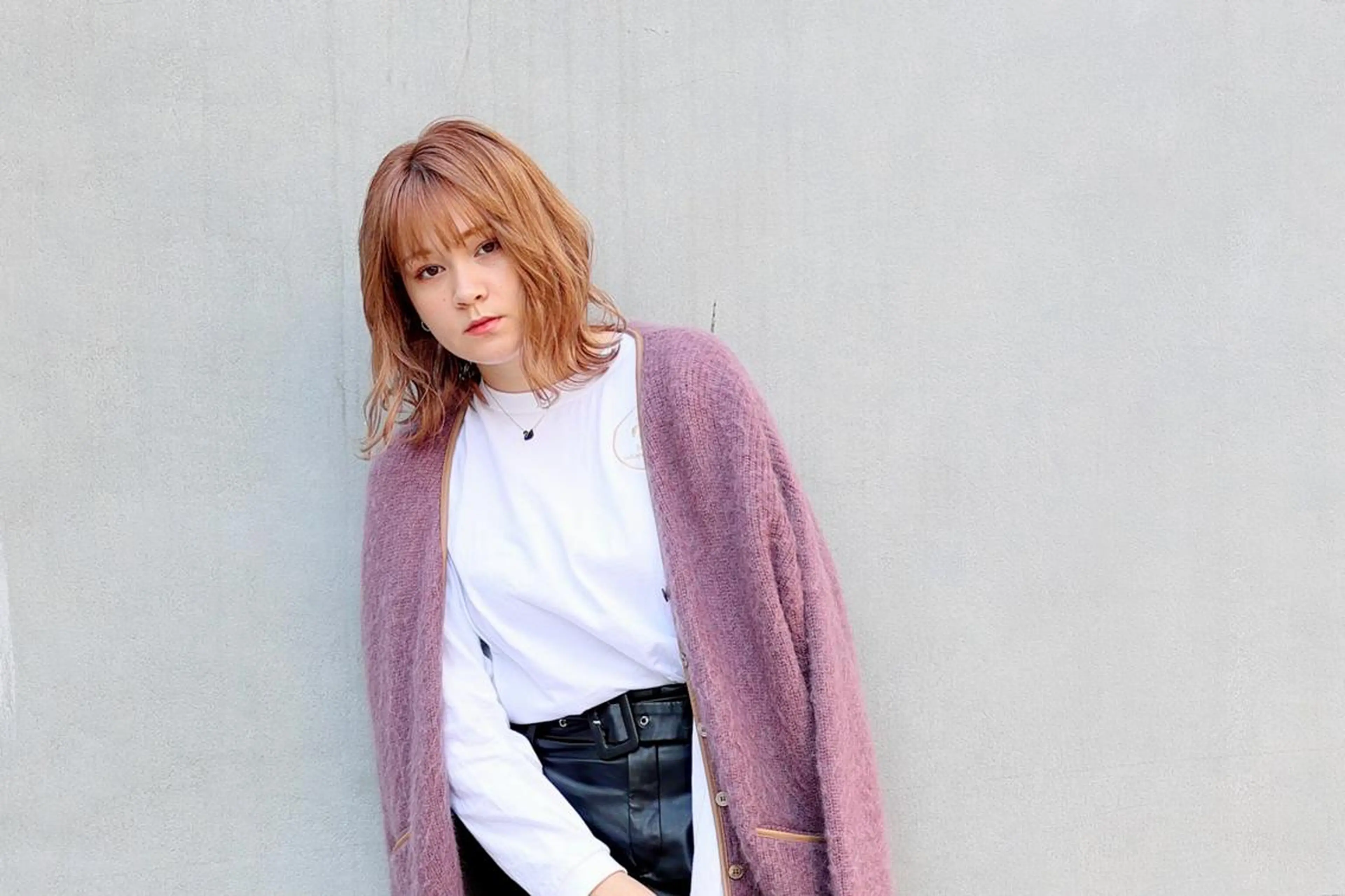 ミディアム カラー lore下北沢 Officialのヘアスタイル